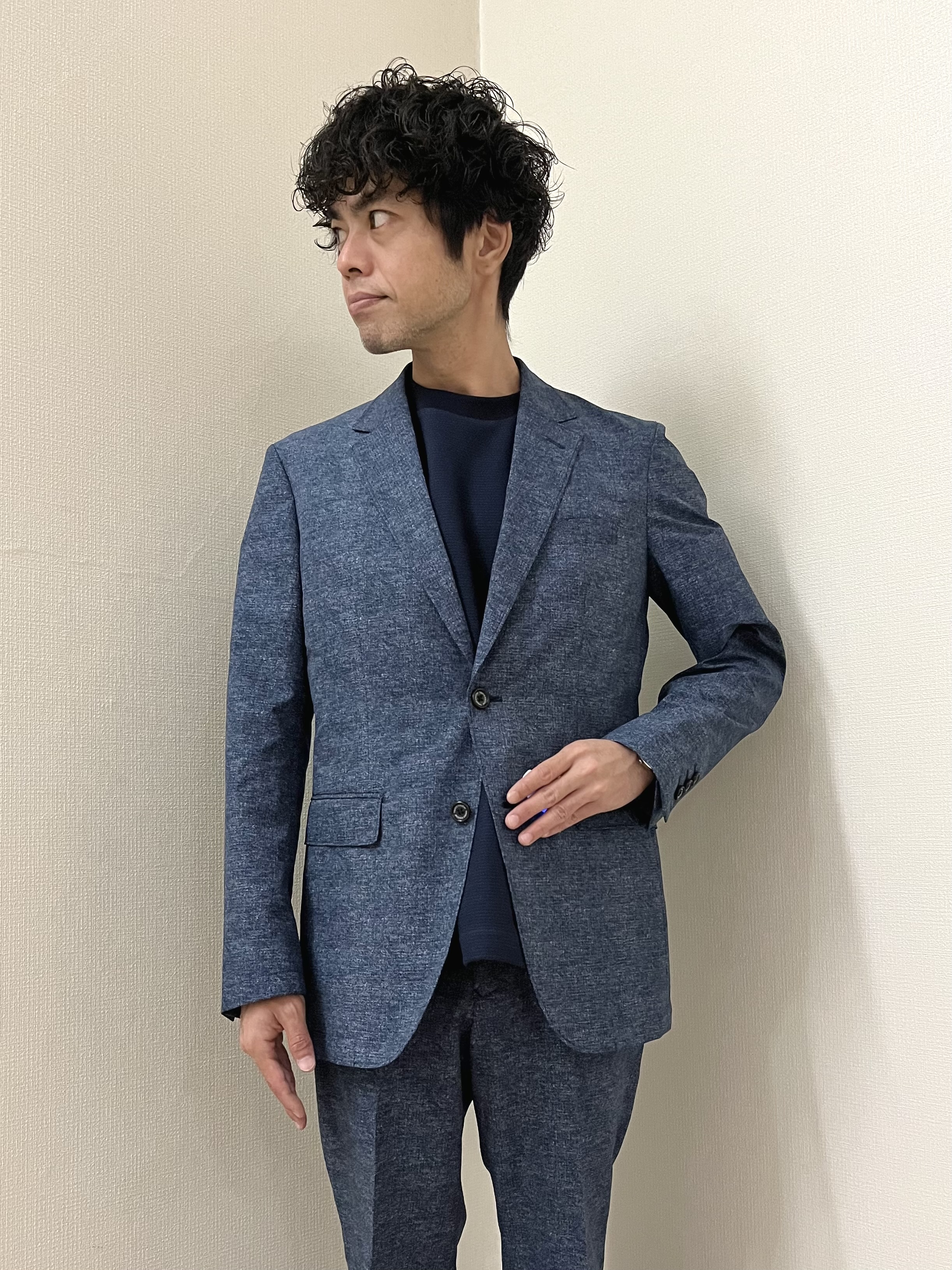 URAさんの「TAKEO KIKUCHI｜【抗菌防臭】COOL DOTS（R）ドビープリント ジャケット」を使ったコーディネート