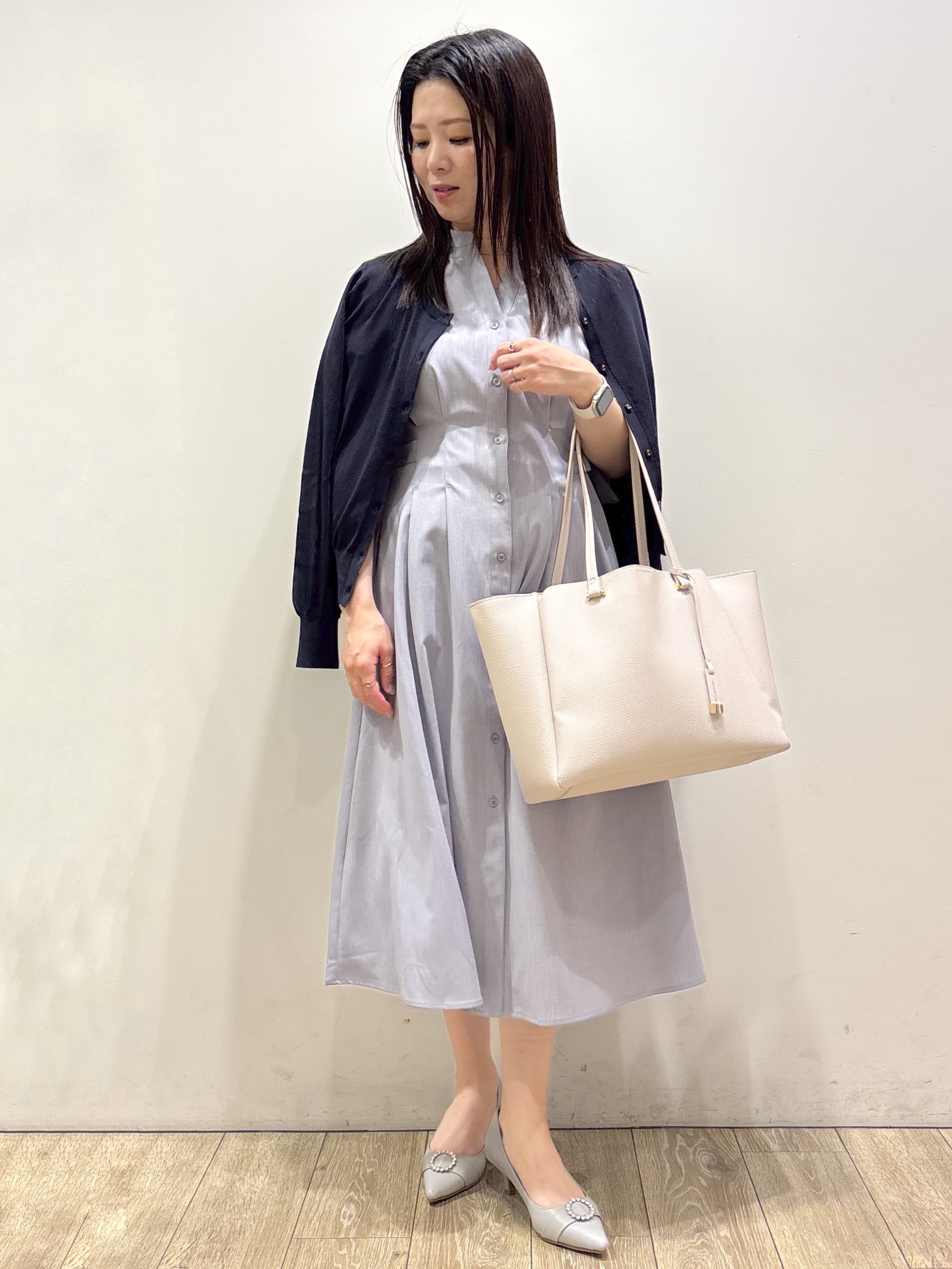 mameさんの「index｜【遮熱／UVケア】外気の熱を感じにくい！クルーネックカーディガン《洗濯機OK／抗ピリング／6col》」を使ったコーディネート