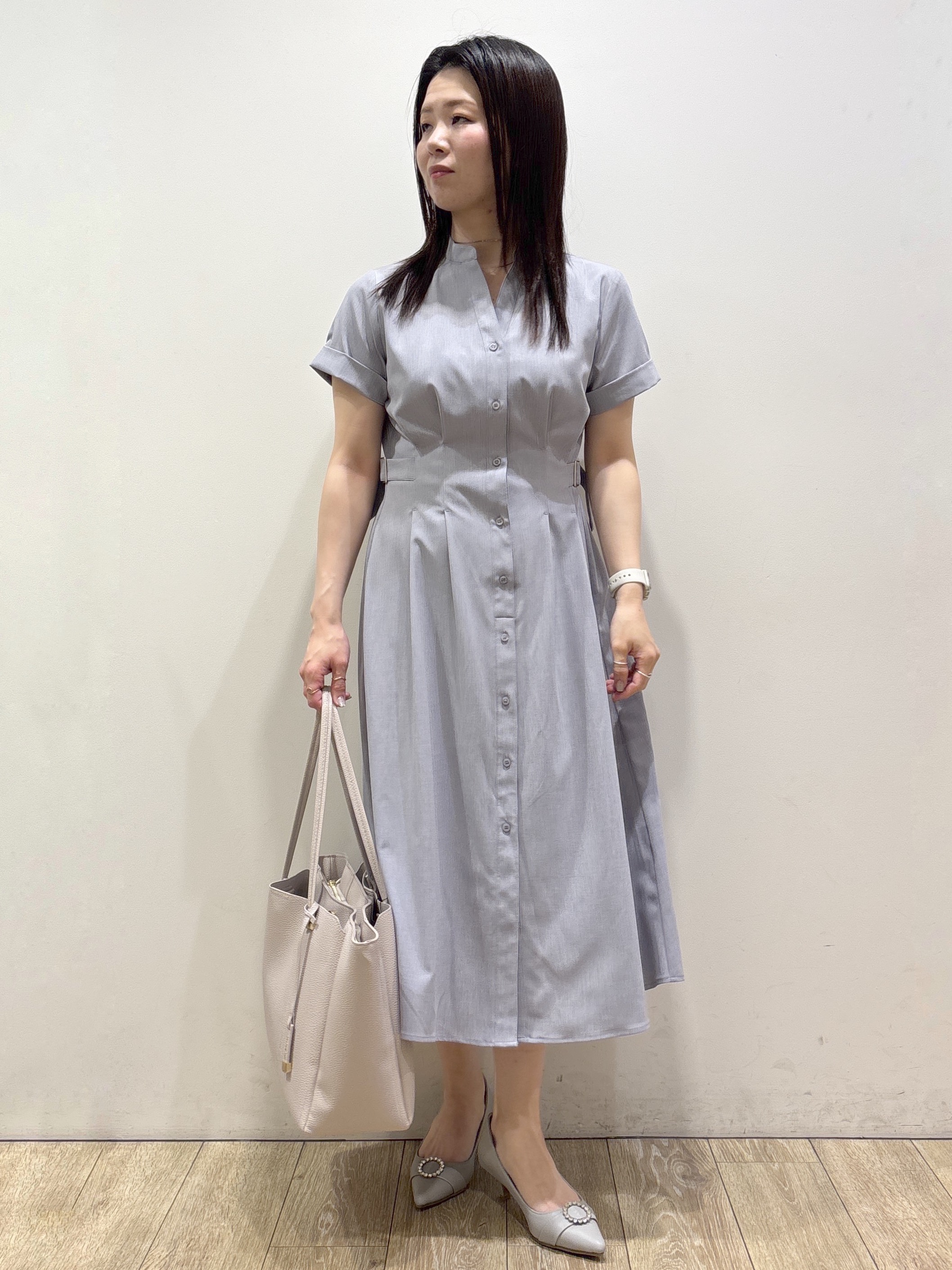 mameさんの「index｜【遮熱／UVケア】外気の熱を感じにくい！クルーネックカーディガン《洗濯機OK／抗ピリング／6col》」を使ったコーディネート