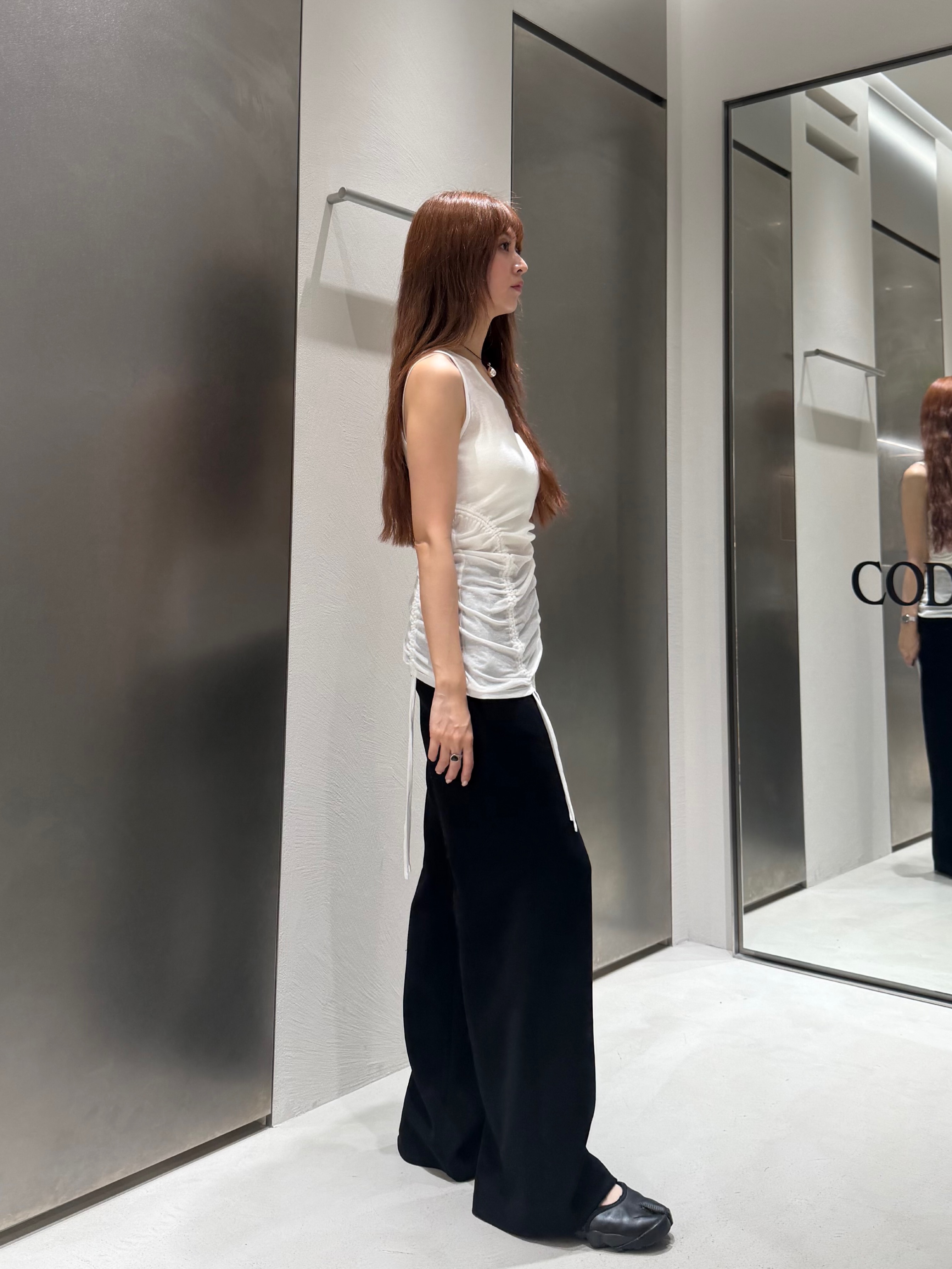 kanamiさんの「CODE A｜asymmetry gather tank」を使ったコーディネート