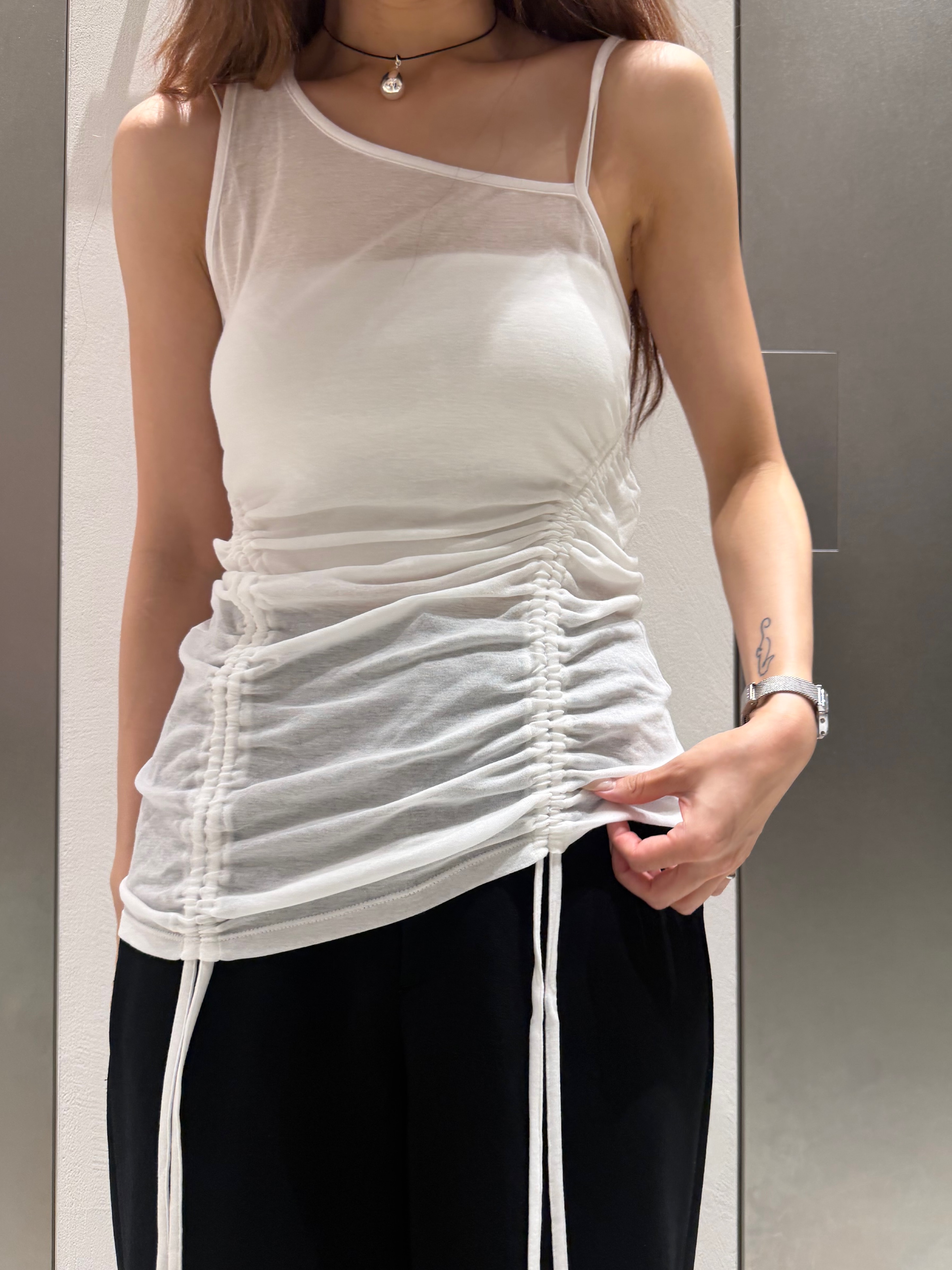 kanamiさんの「CODE A｜asymmetry gather tank」を使ったコーディネート
