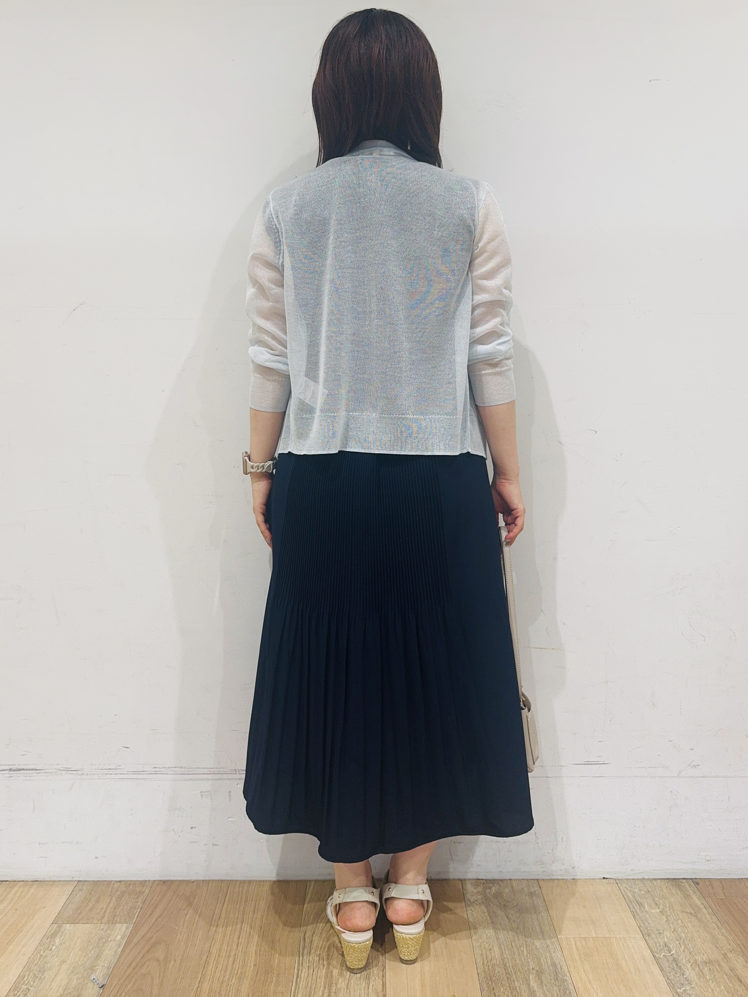 miさんの「grove｜高評価！【洗える/名品】大人の透け感、シアーカーディガン」を使ったコーディネート