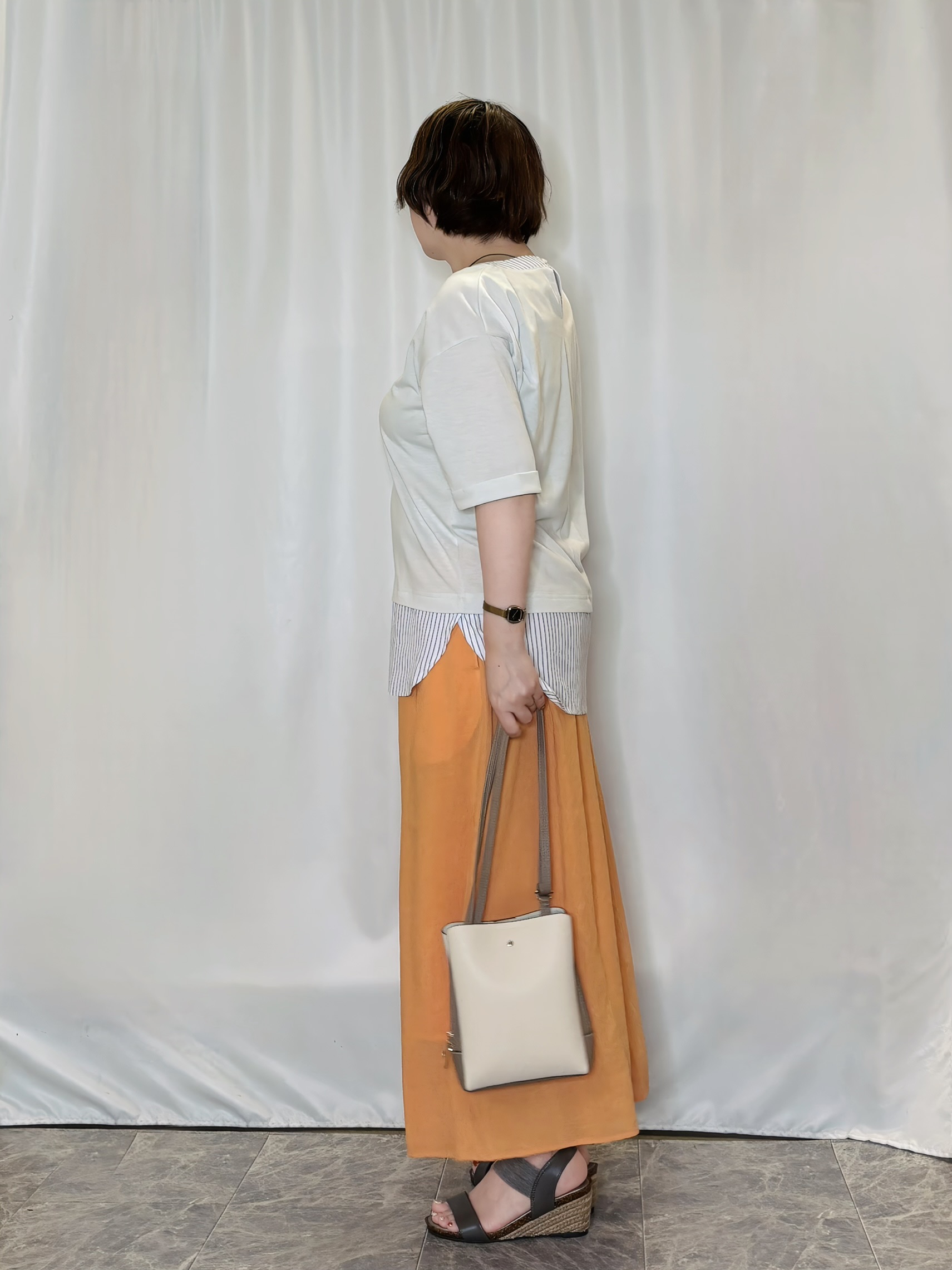 たみさんの「SHOO･LA･RUE｜【インせず着られる/二の腕隠れる】重ね着風 シャツドッキングトップス」を使ったコーディネート