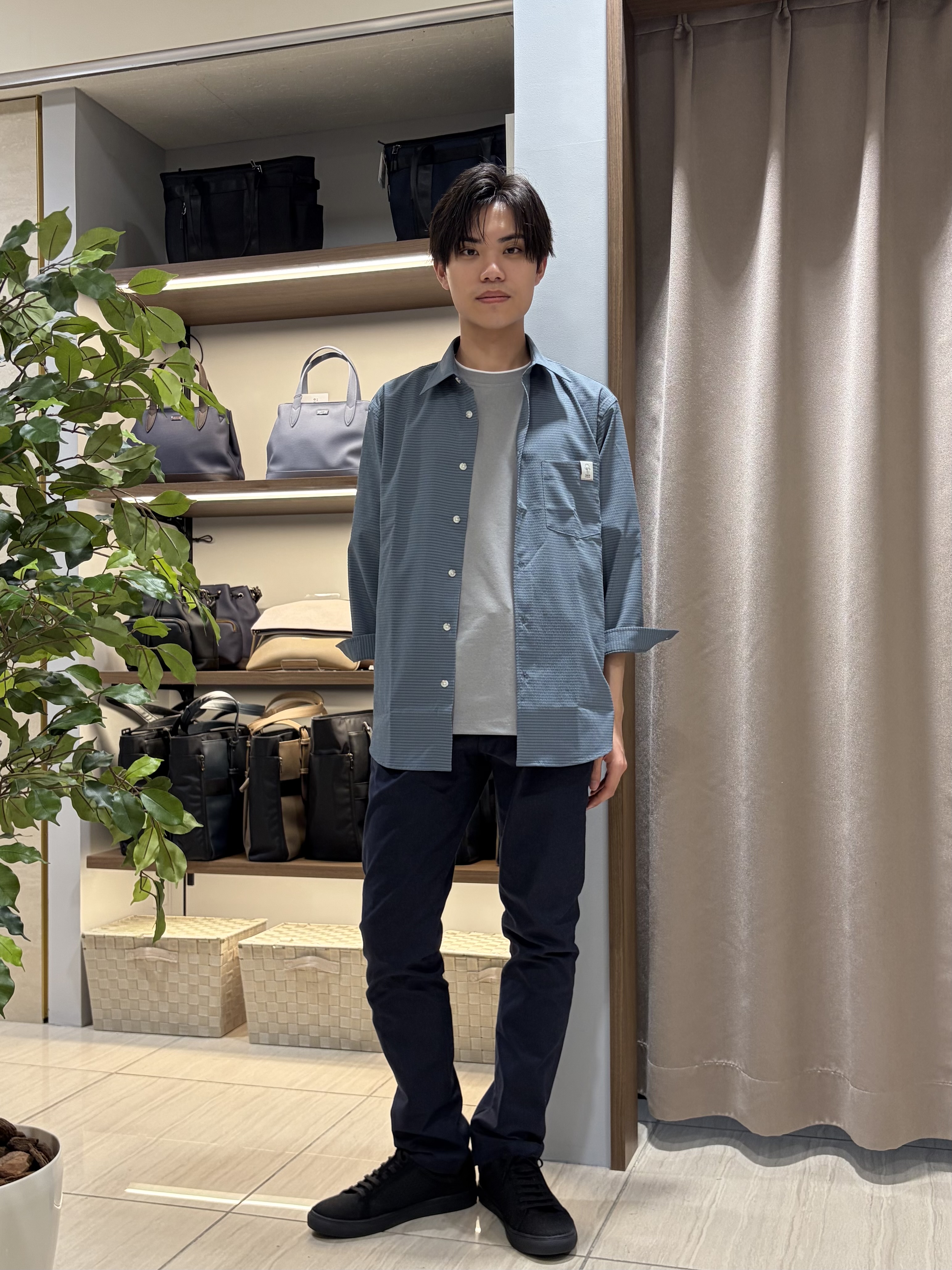 hiroさんの「TAKEO KIKUCHI｜【日本製】JFP DotAir（R）サッカー7分袖シャツ」を使ったコーディネート