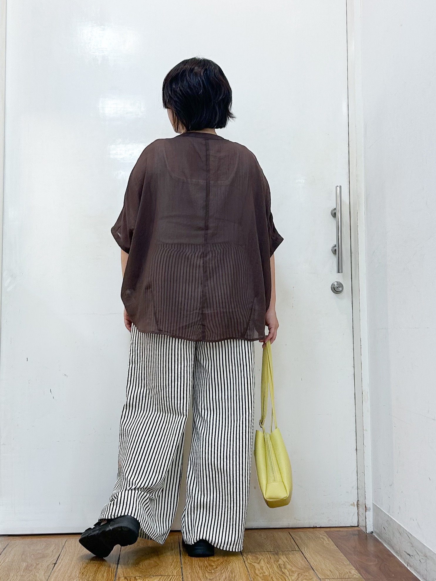 haruさんの「SHOO･LA･RUE｜【洗濯機可/選べる6色】ナチュラルな風合いが魅力 ゆったり楊柳シアードルマンブラウス」を使ったコーディネート