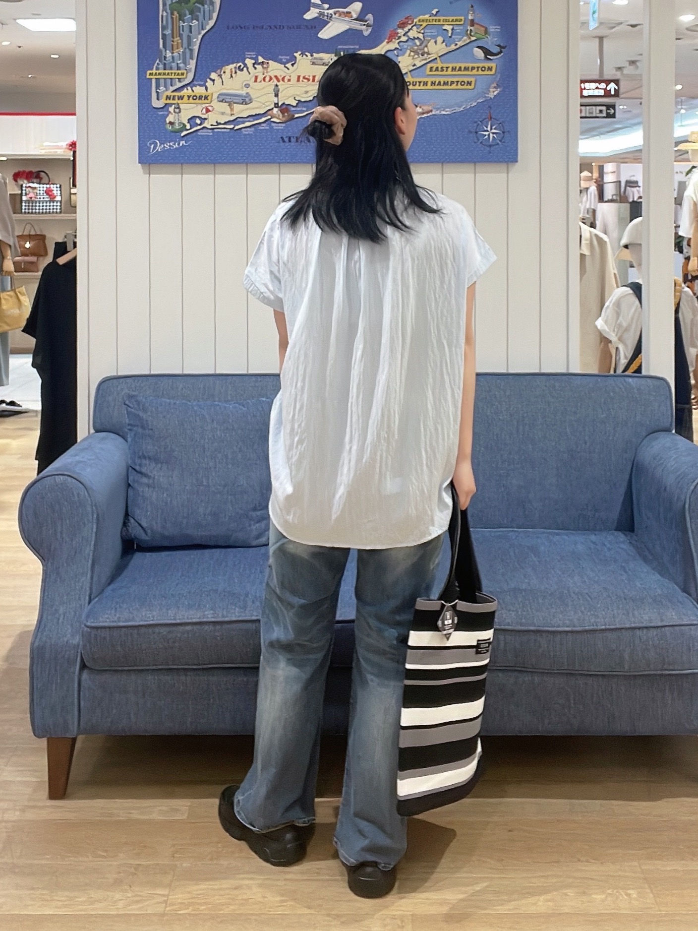 AYAさんの「Dessin｜バンドカラーフロントフリルブラウス」を使ったコーディネート