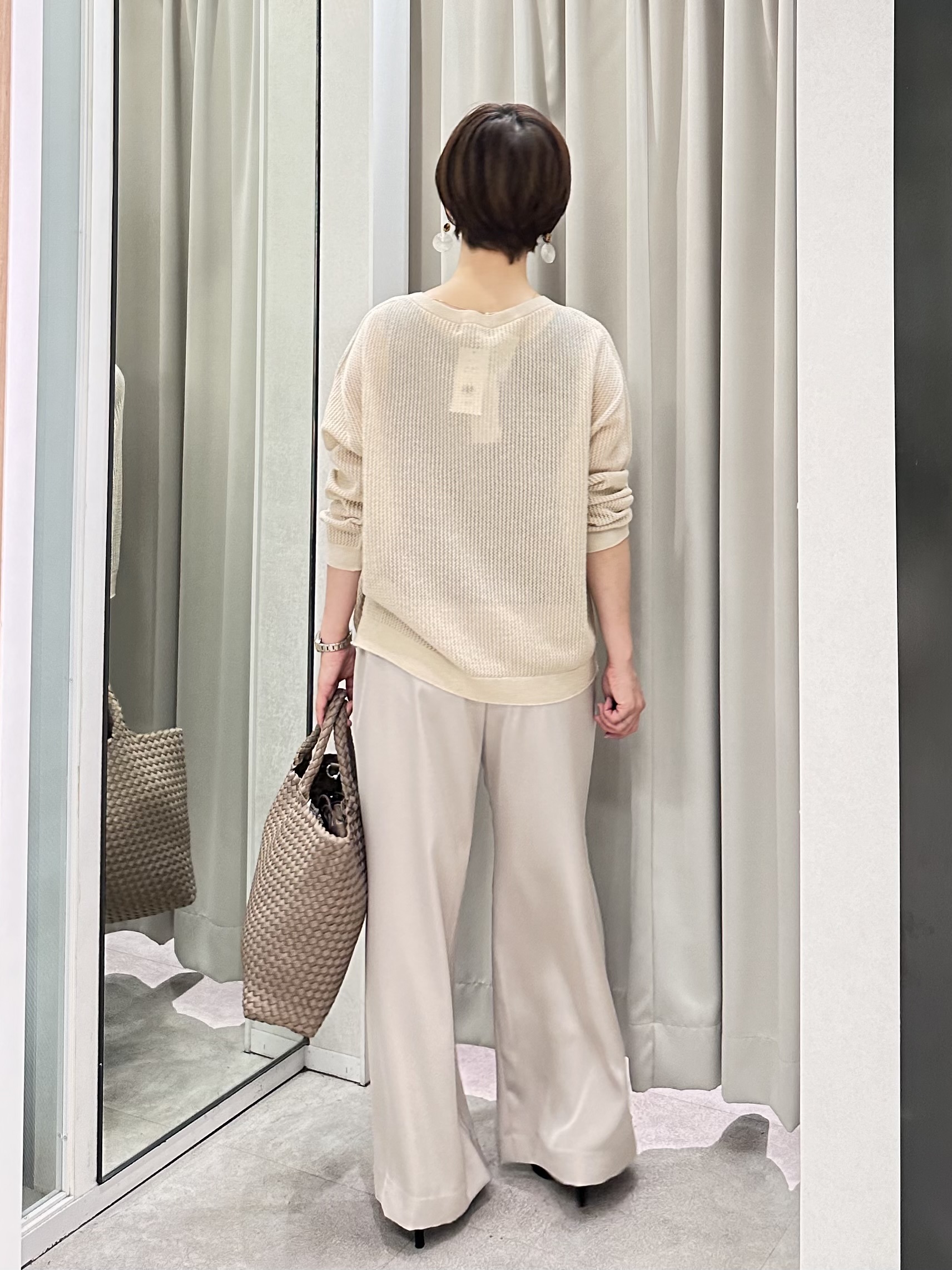 みなこさんの「UNTITLED｜シアーメッシュニット」を使ったコーディネート