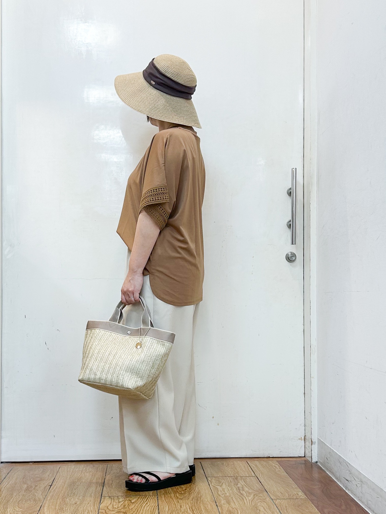 haruさんの「SHOO･LA･RUE｜【ひんやり/UV】お袖レースが上品 ゆったりとろみトップス」を使ったコーディネート