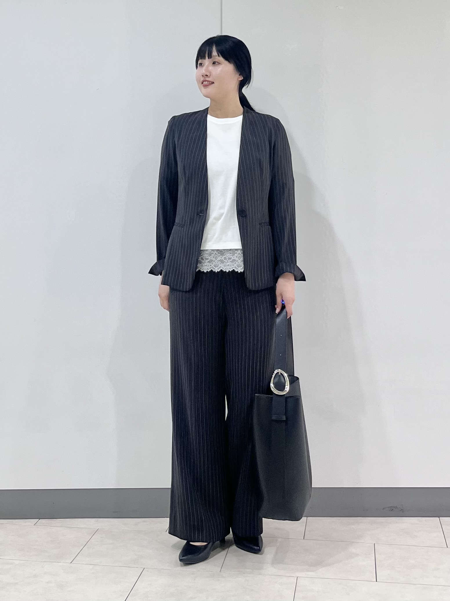 hasuさんの「INDIVI｜【新作登場！着る日傘】 カラーレスジャケット」を使ったコーディネート