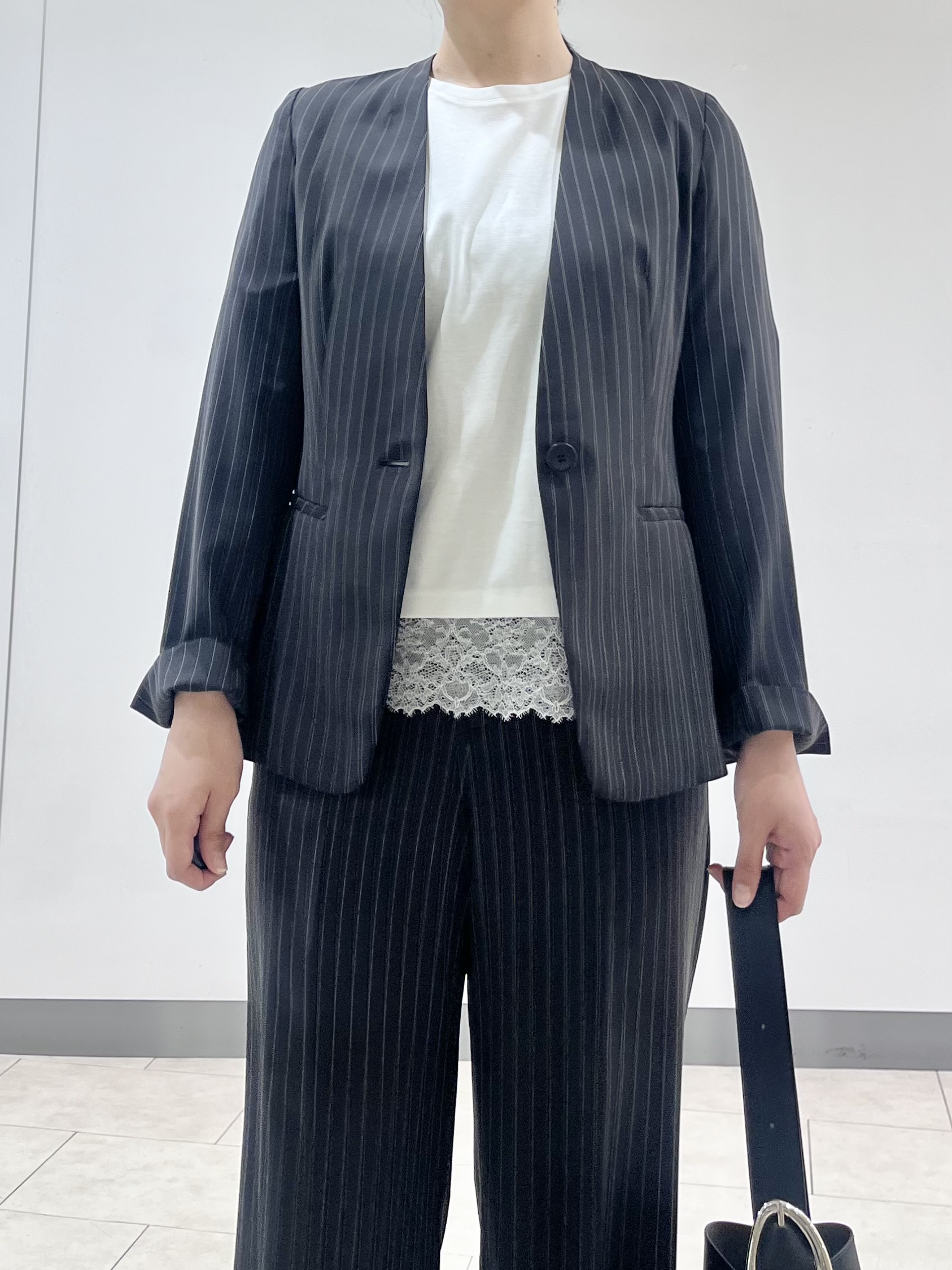 hasuさんの「INDIVI｜【新作登場！着る日傘】 カラーレスジャケット」を使ったコーディネート