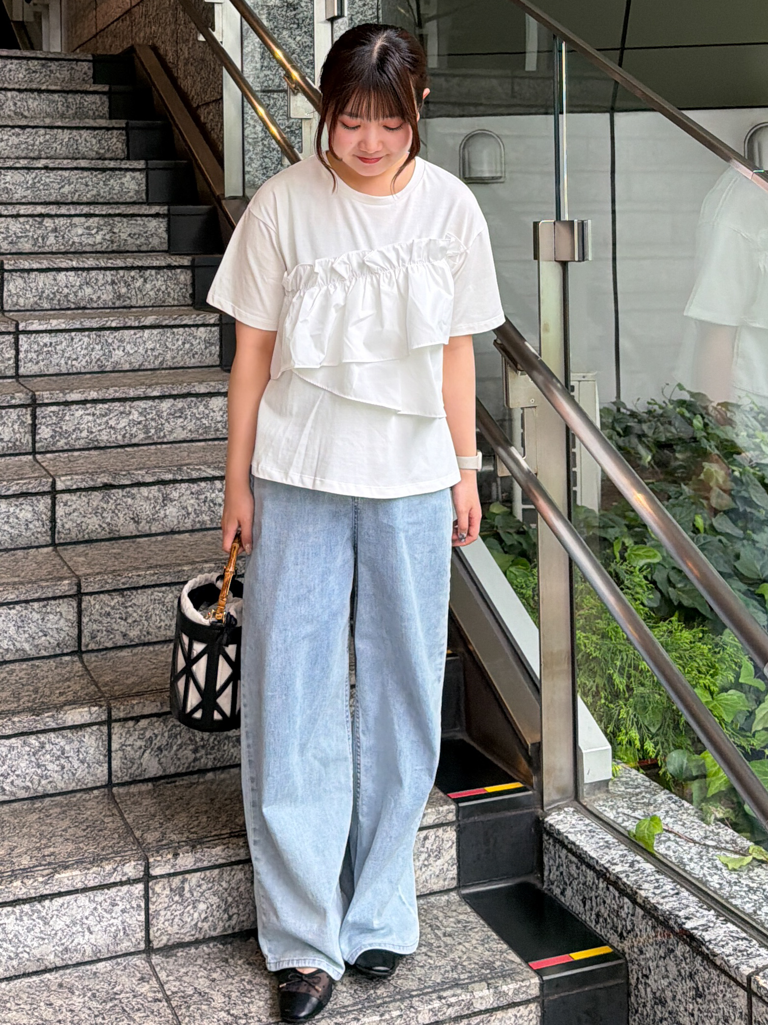HANNAさんの「OPAQUE.CLIP｜【接触冷感】アシメフリルドッキングカットソー《洗濯機OK》」を使ったコーディネート