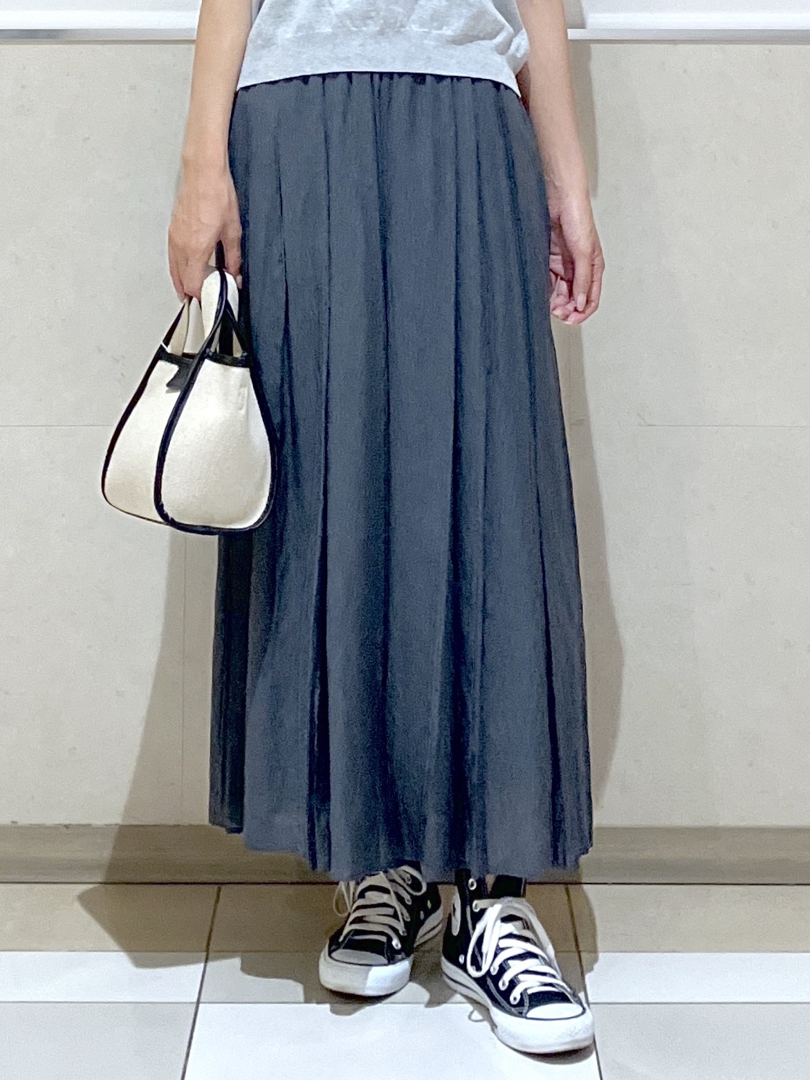 eriko さんの「Dessin｜【9色展開/接触冷感/UVカット】ドライタッチサマーニットT」を使ったコーディネート