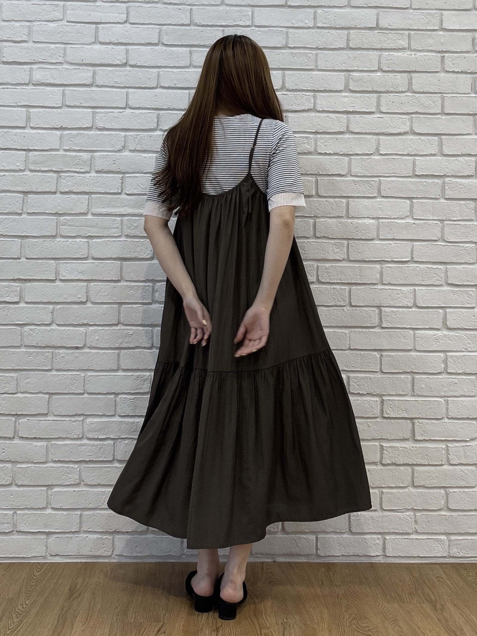 sayaさんの「grove｜【ひんやり・UVカット】チュールトリミング5分袖Tシャツ」を使ったコーディネート