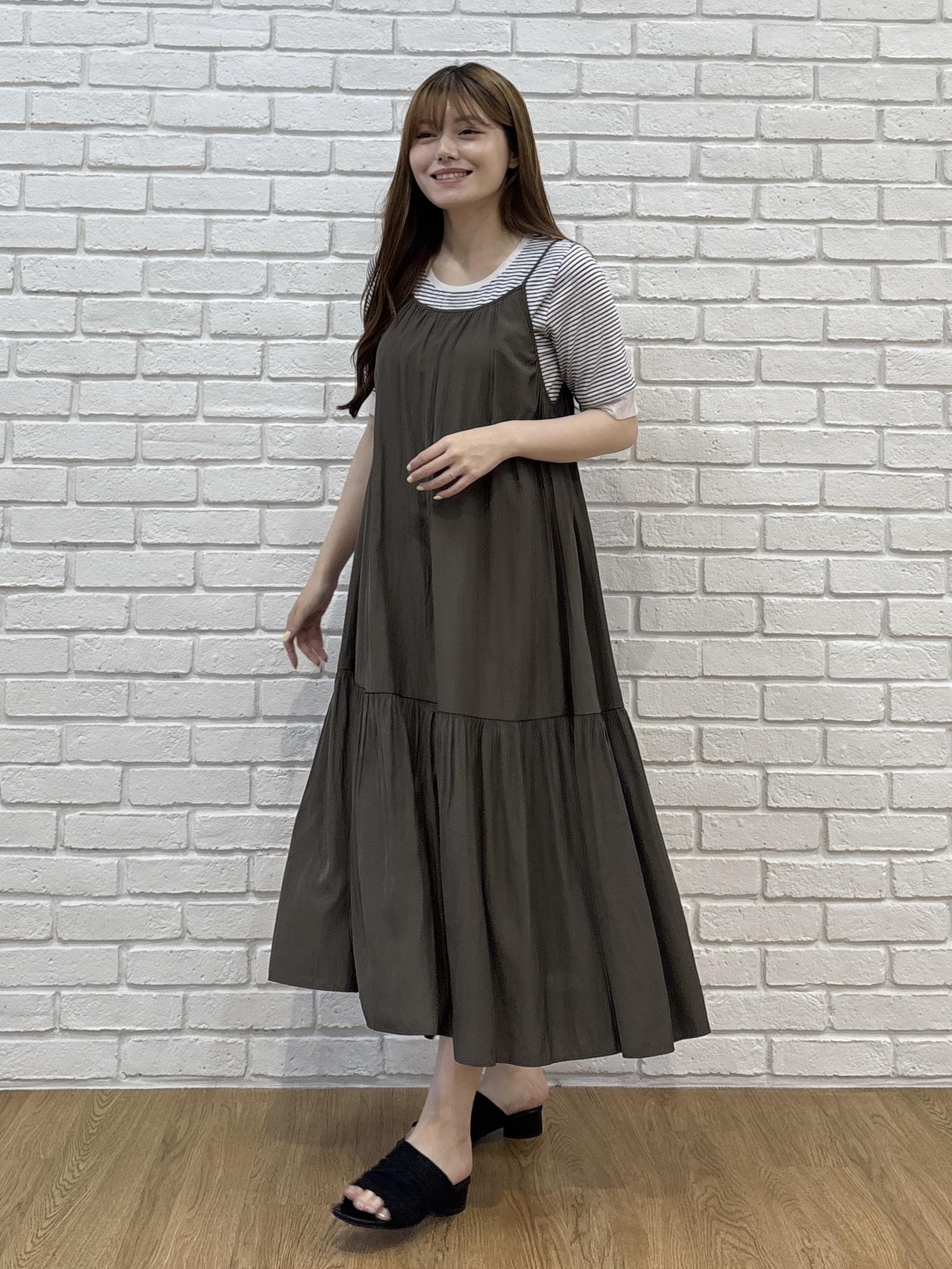 sayaさんの「grove｜【ひんやり・UVカット】チュールトリミング5分袖Tシャツ」を使ったコーディネート