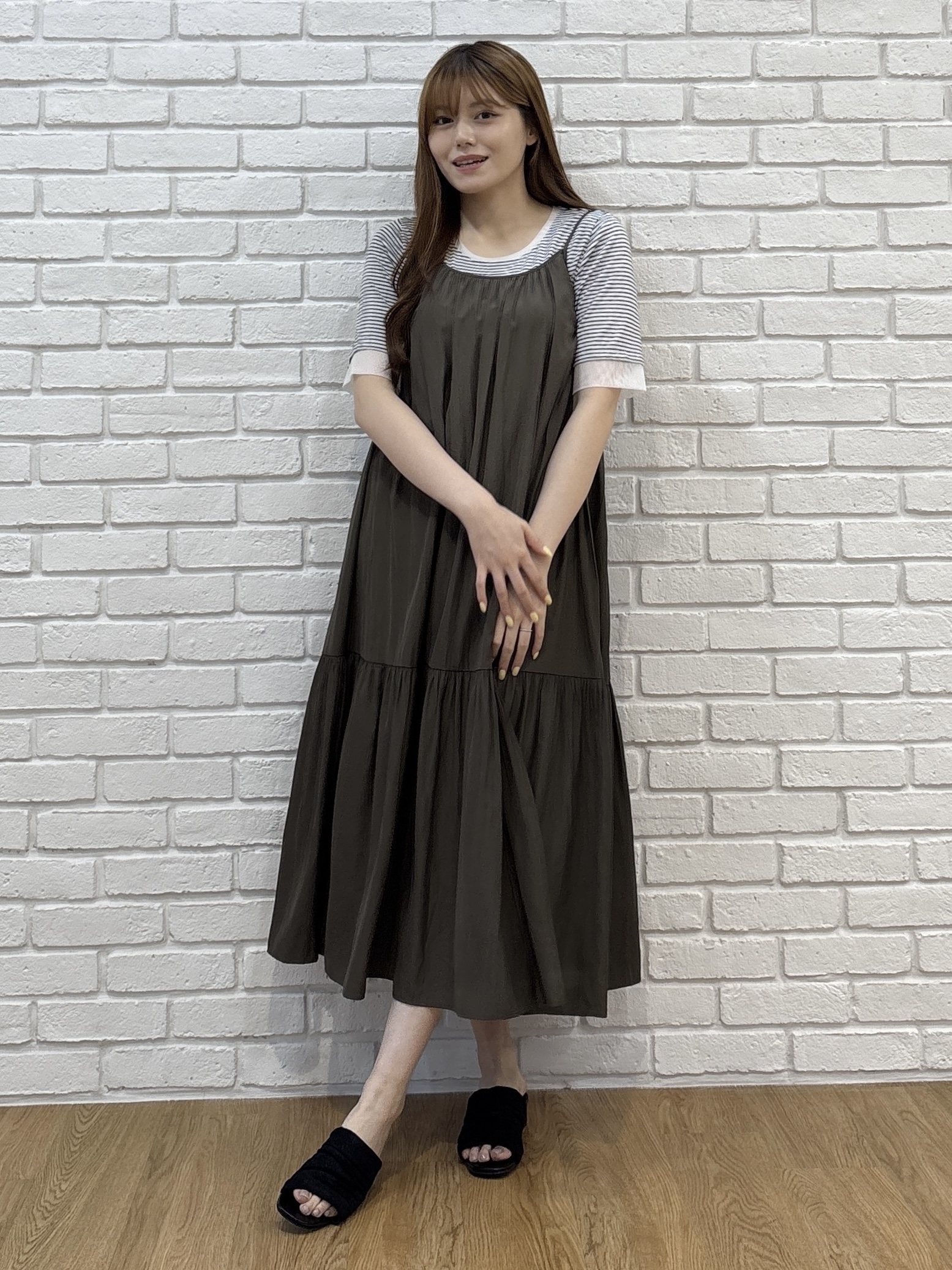 sayaさんの「grove｜【ひんやり・UVカット】チュールトリミング5分袖Tシャツ」を使ったコーディネート
