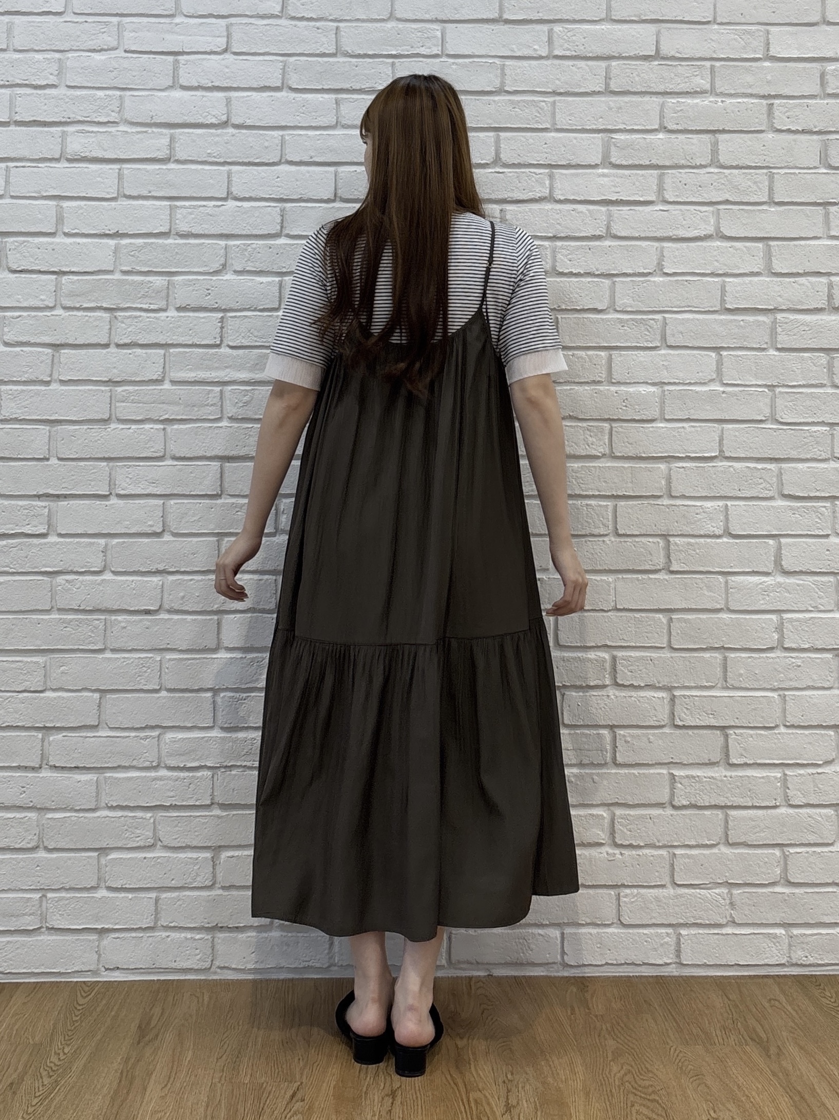 sayaさんの「grove｜【ひんやり・UVカット】チュールトリミング5分袖Tシャツ」を使ったコーディネート