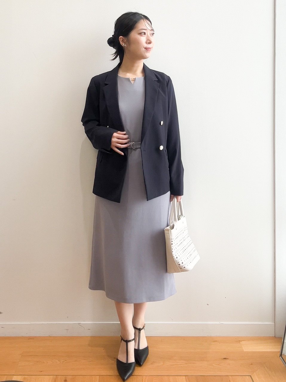 RINAさんの「index｜【接触冷感／吸水速乾】キーネックフレアスリーブワンピース《UV／洗濯機OK／ストレッチ》」を使ったコーディネート