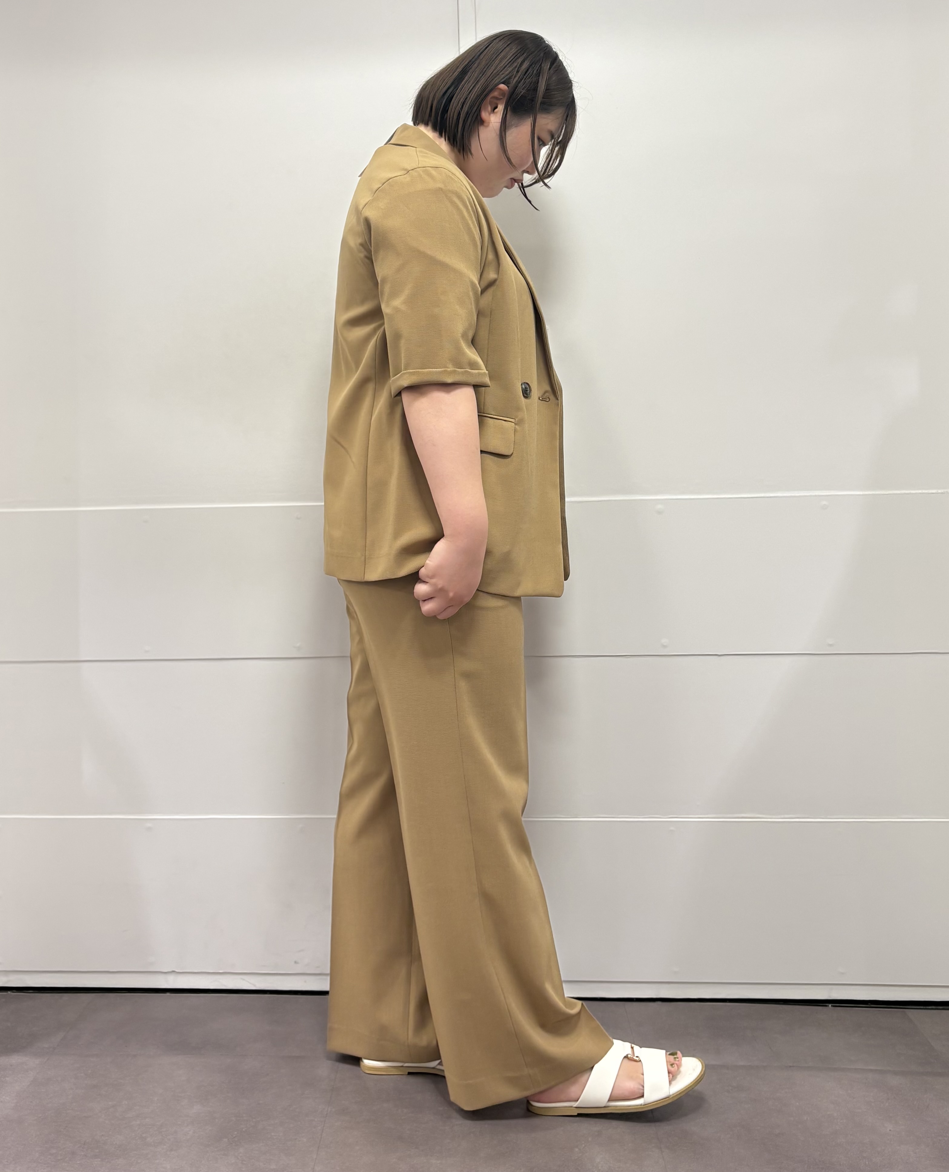 MIさんの「UNTITLED｜【セットアップ可/UVカット/通気性】エアリークール半袖ジャケット」を使ったコーディネート