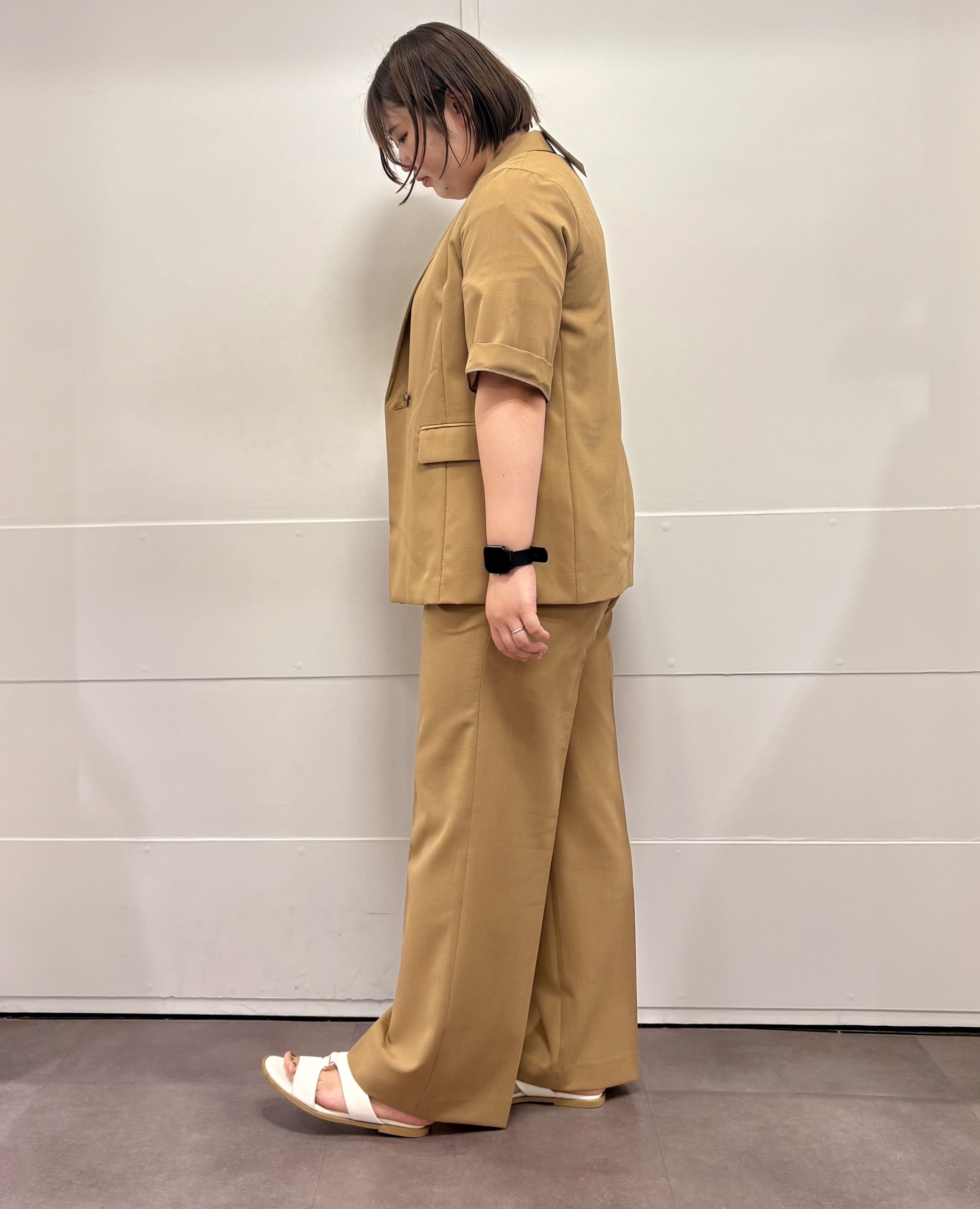 MIさんの「UNTITLED｜【セットアップ可/UVカット/通気性】エアリークール半袖ジャケット」を使ったコーディネート