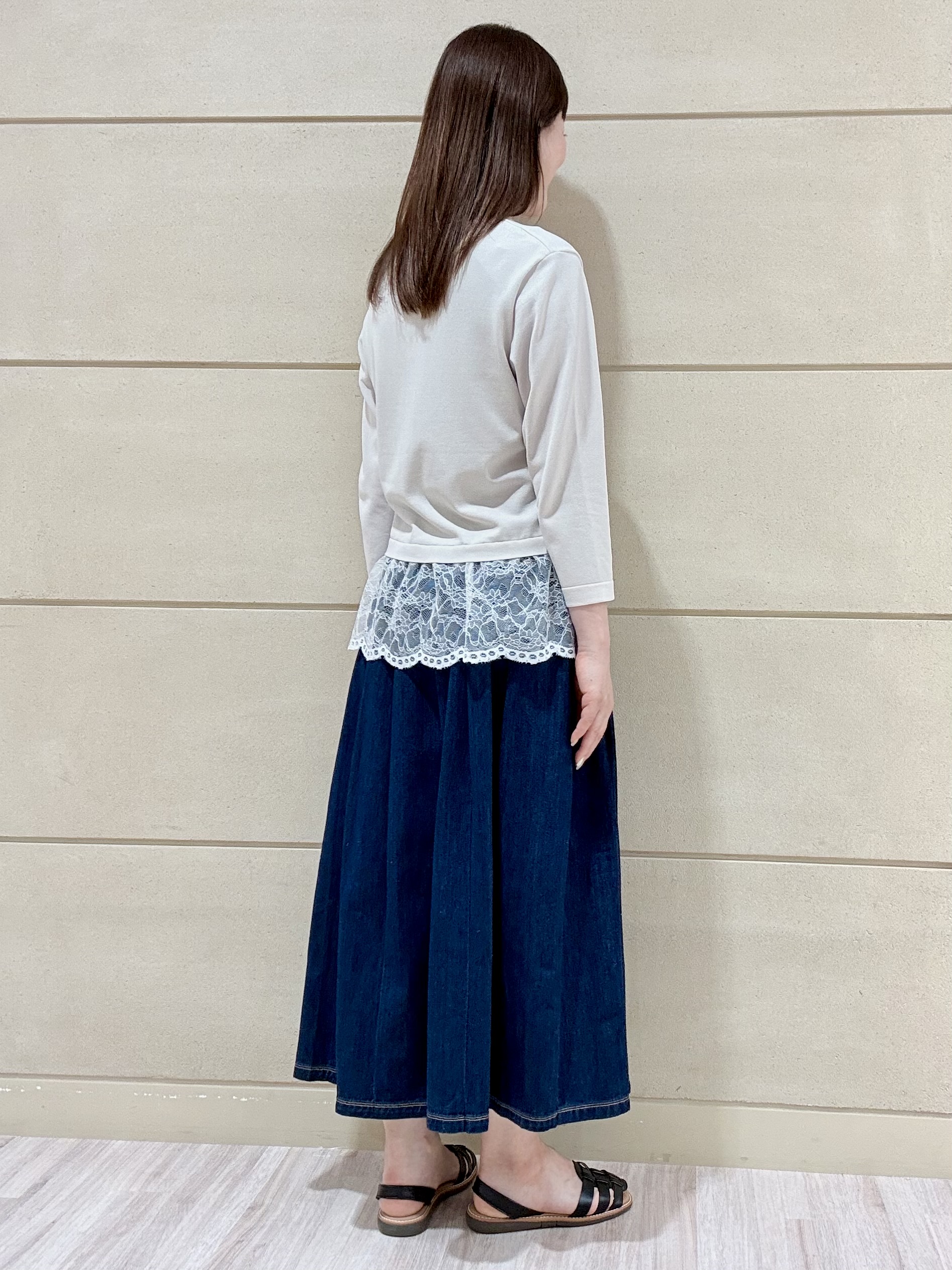 Marさんの「Reflect｜【手洗い可】プリーツデニムスカート」を使ったコーディネート