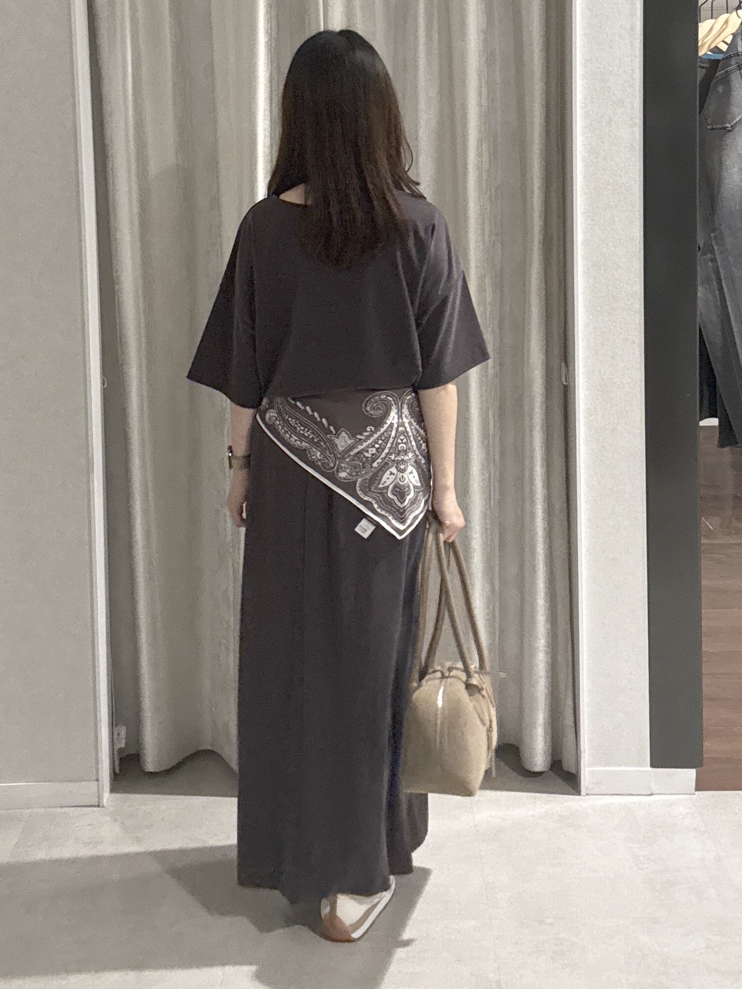 makiさんの「UNTITLED｜【セットアップ可/接触冷感】ヴィンテージライクプルオーバー」を使ったコーディネート