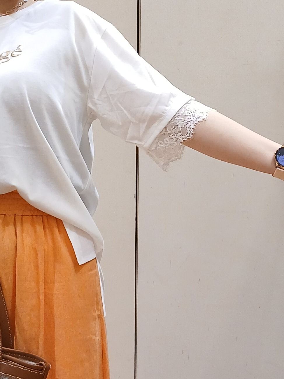 Riranさんの「SHOO･LA･RUE｜【ひんやり/体型カバー】冷房、UV対策で持ってて安心 さらさら五分袖ボレロカーディガン」を使ったコーディネート