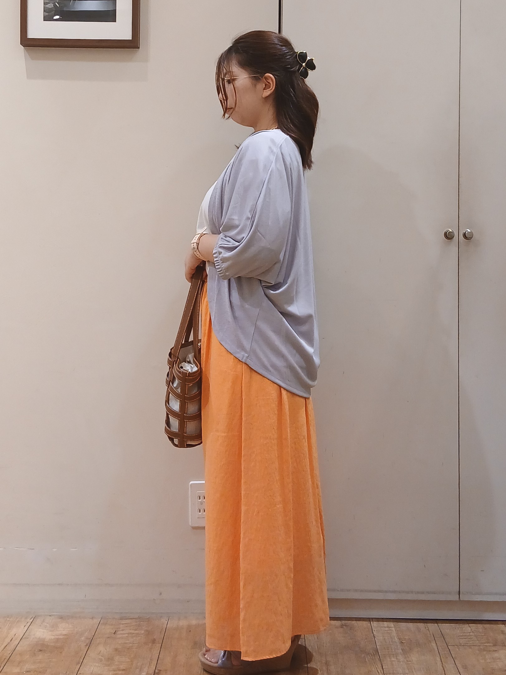 Riranさんの「SHOO･LA･RUE｜【ひんやり/体型カバー】冷房、UV対策で持ってて安心 さらさら五分袖ボレロカーディガン」を使ったコーディネート