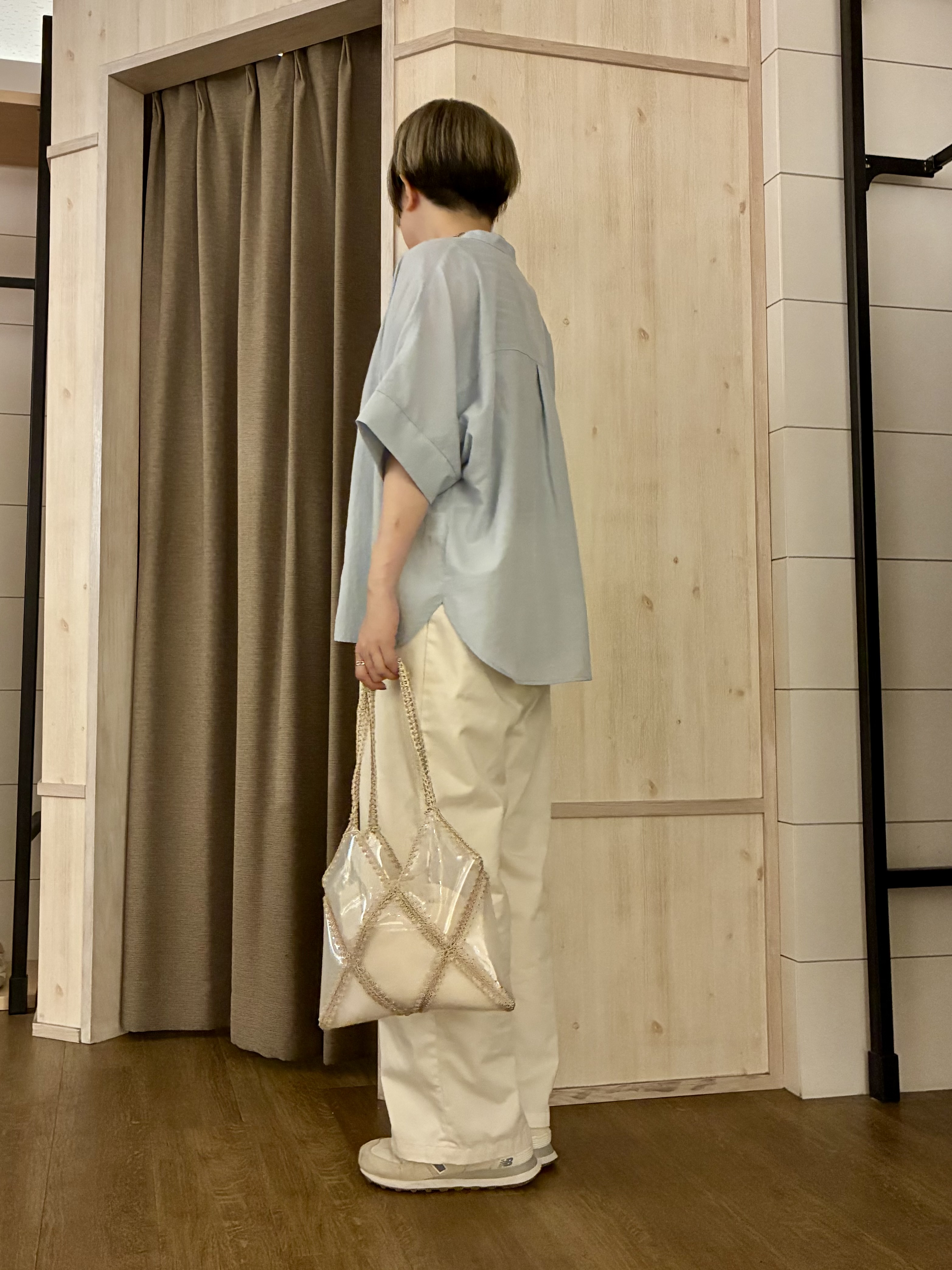 aiさんの「THE SHOP TK｜【高レビュー/体型カバー】さらっと快適 ドルマン5分袖ブラウス」を使ったコーディネート