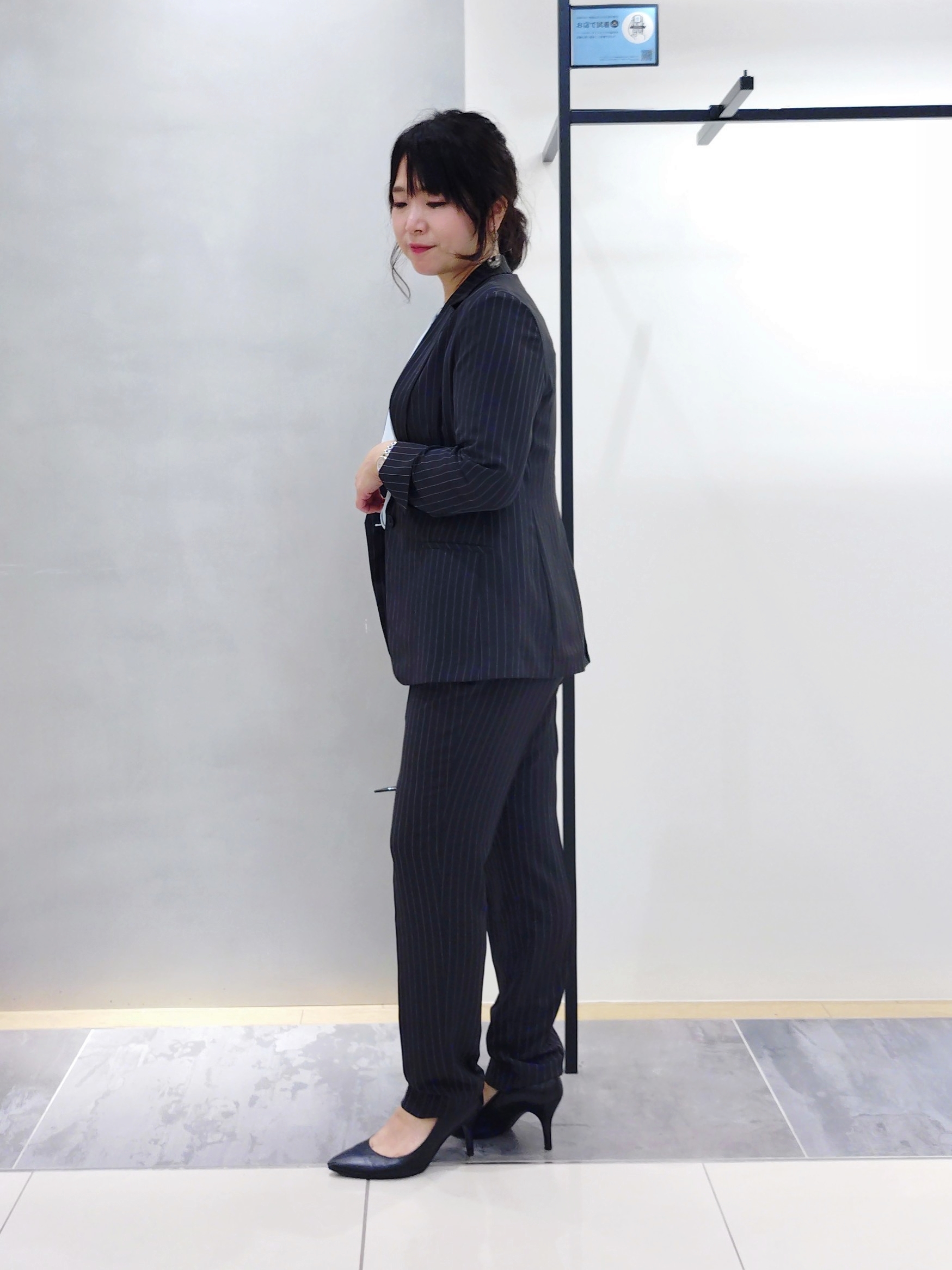 TOMOMIさんの「INDIVI｜【新作登場！着る日傘】 テーラードジャケット」を使ったコーディネート