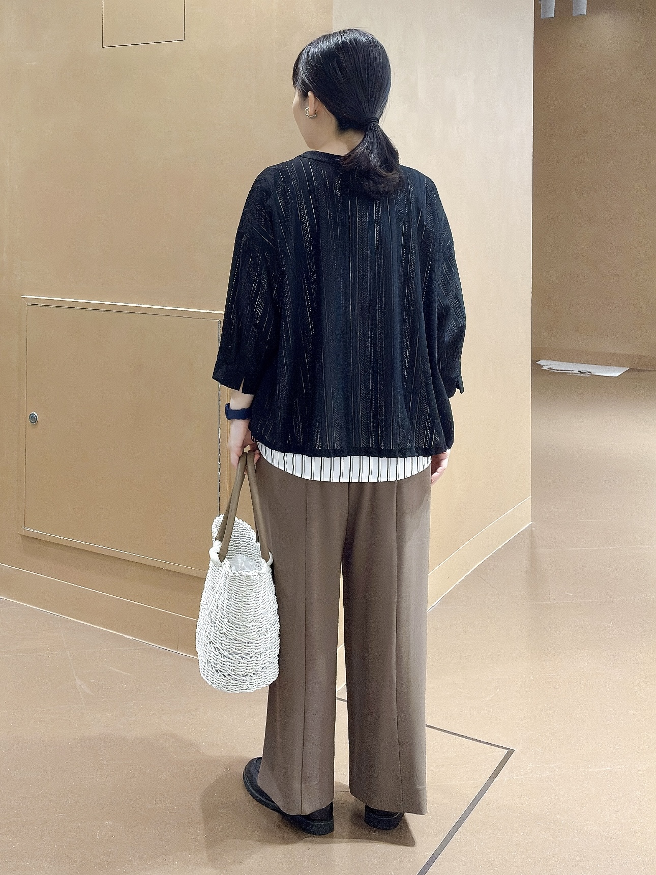 hattoriさんの「INDIVI｜【さらっと素材／洗える】キカレースブラウス」を使ったコーディネート