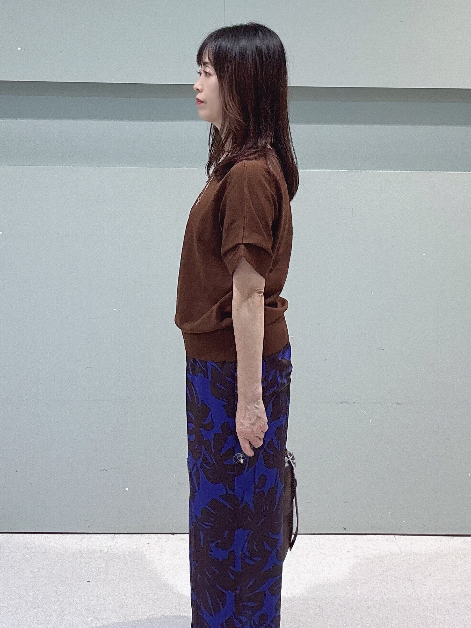 makiさんの「UNTITLED｜【肌に張り付かない/前後2WAY】ドライタッチコットンプルオーバー」を使ったコーディネート