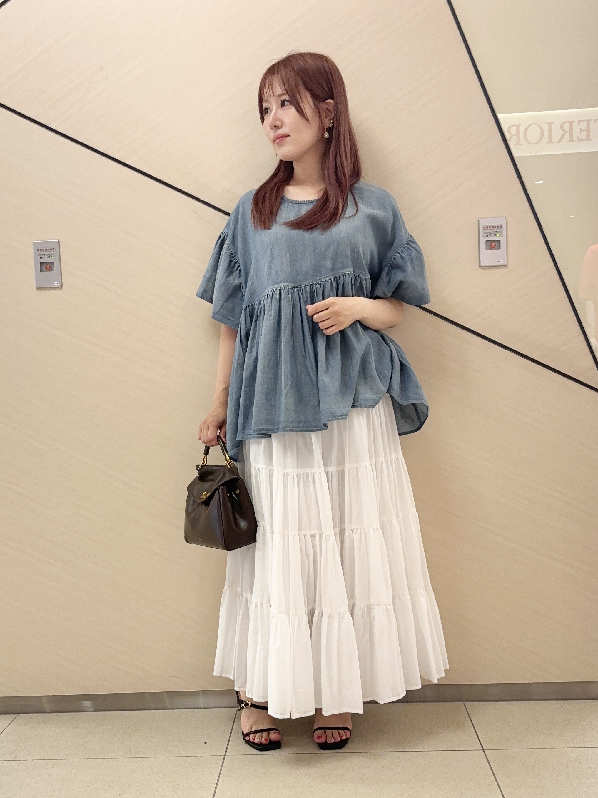 Rinaさんの「DRESSTERIOR｜【再入荷】コットンボイルティアードスカート」を使ったコーディネート
