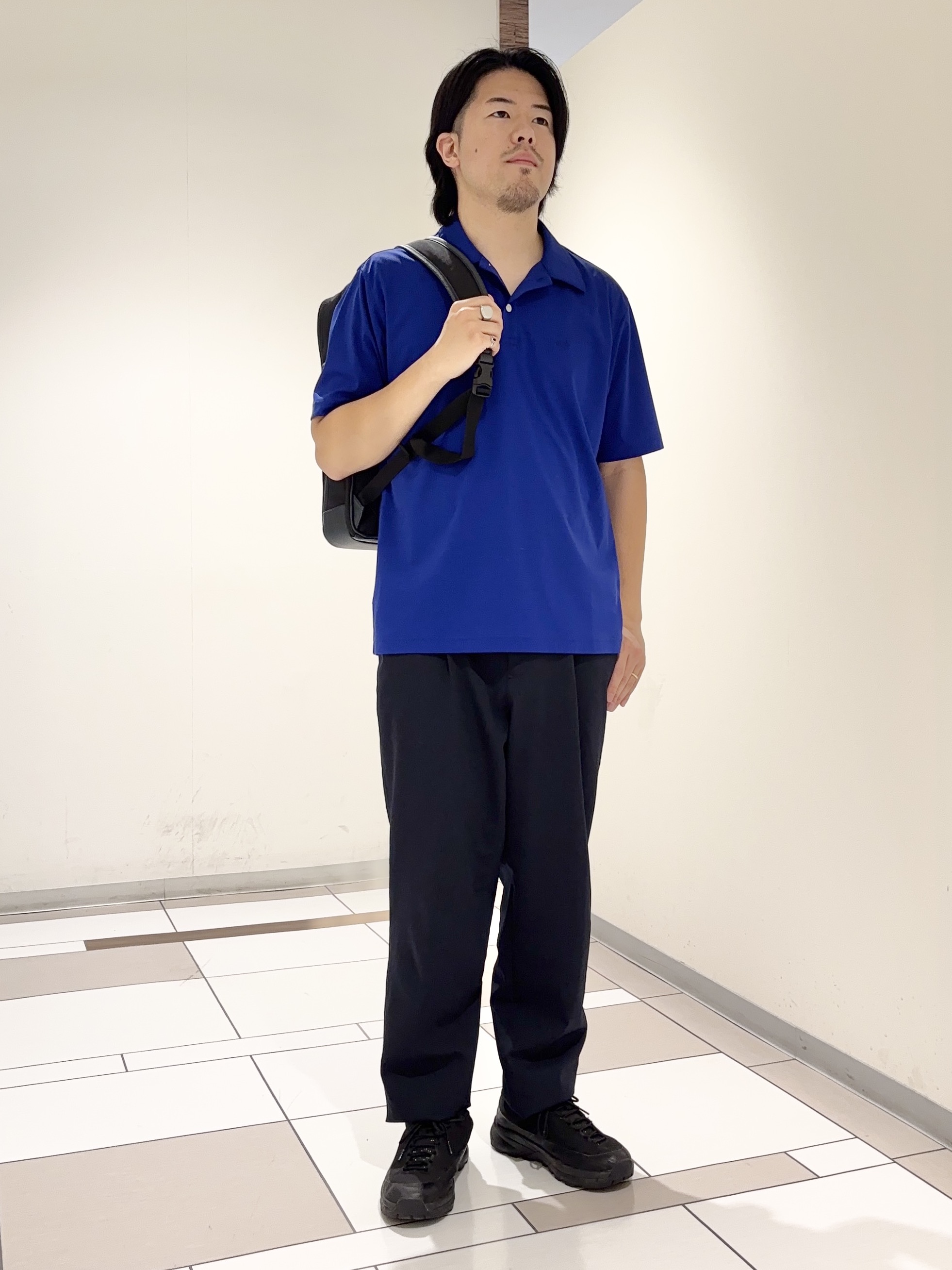 及川さんの「TAKEO KIKUCHI｜【接触冷感】アイスクリアコットン ワンポイント ポロシャツ」を使ったコーディネート