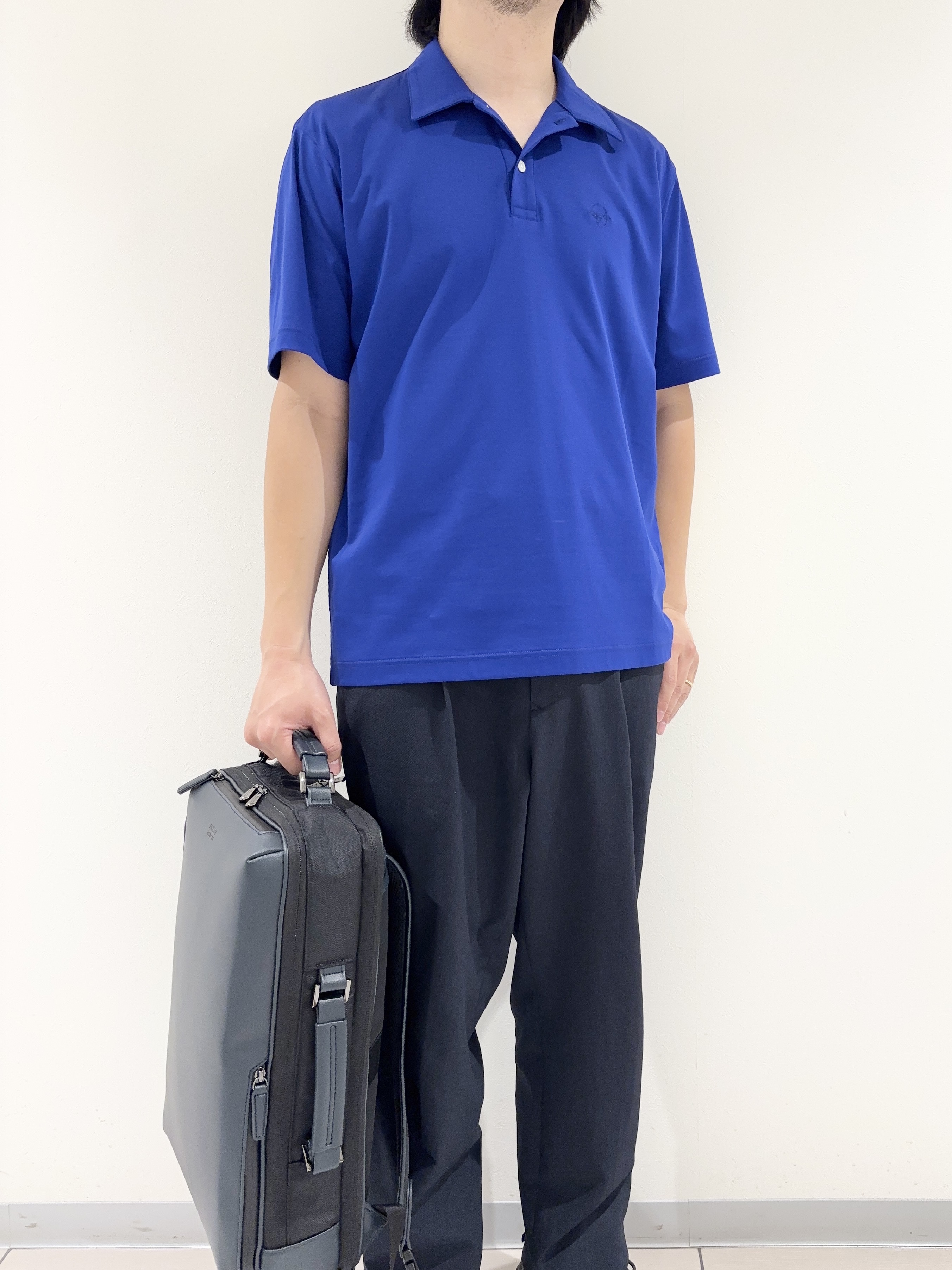 及川さんの「TAKEO KIKUCHI｜【接触冷感】アイスクリアコットン ワンポイント ポロシャツ」を使ったコーディネート