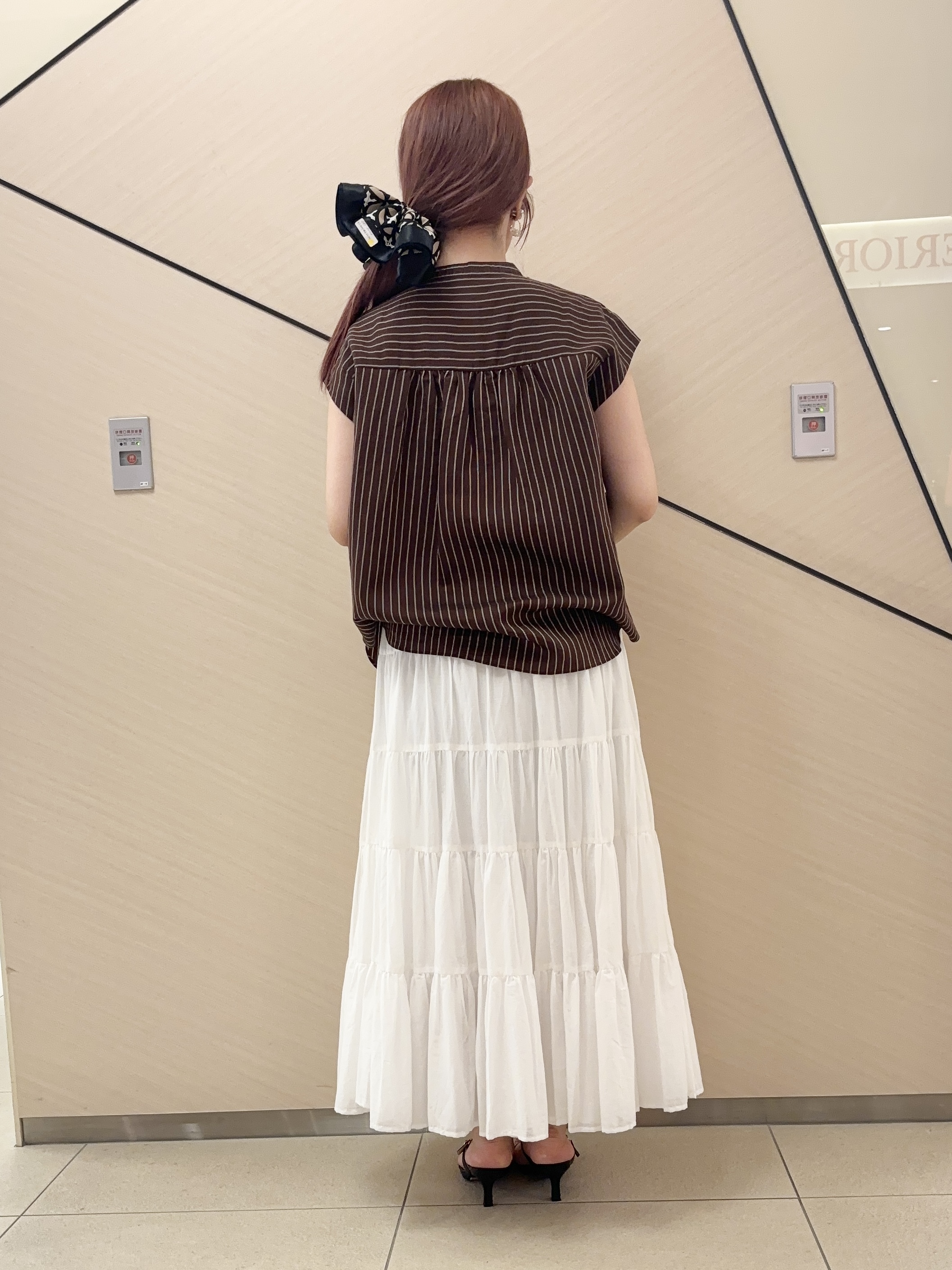 Rinaさんの「DRESSTERIOR｜ストライプフレンチスリーブフリルブラウス」を使ったコーディネート