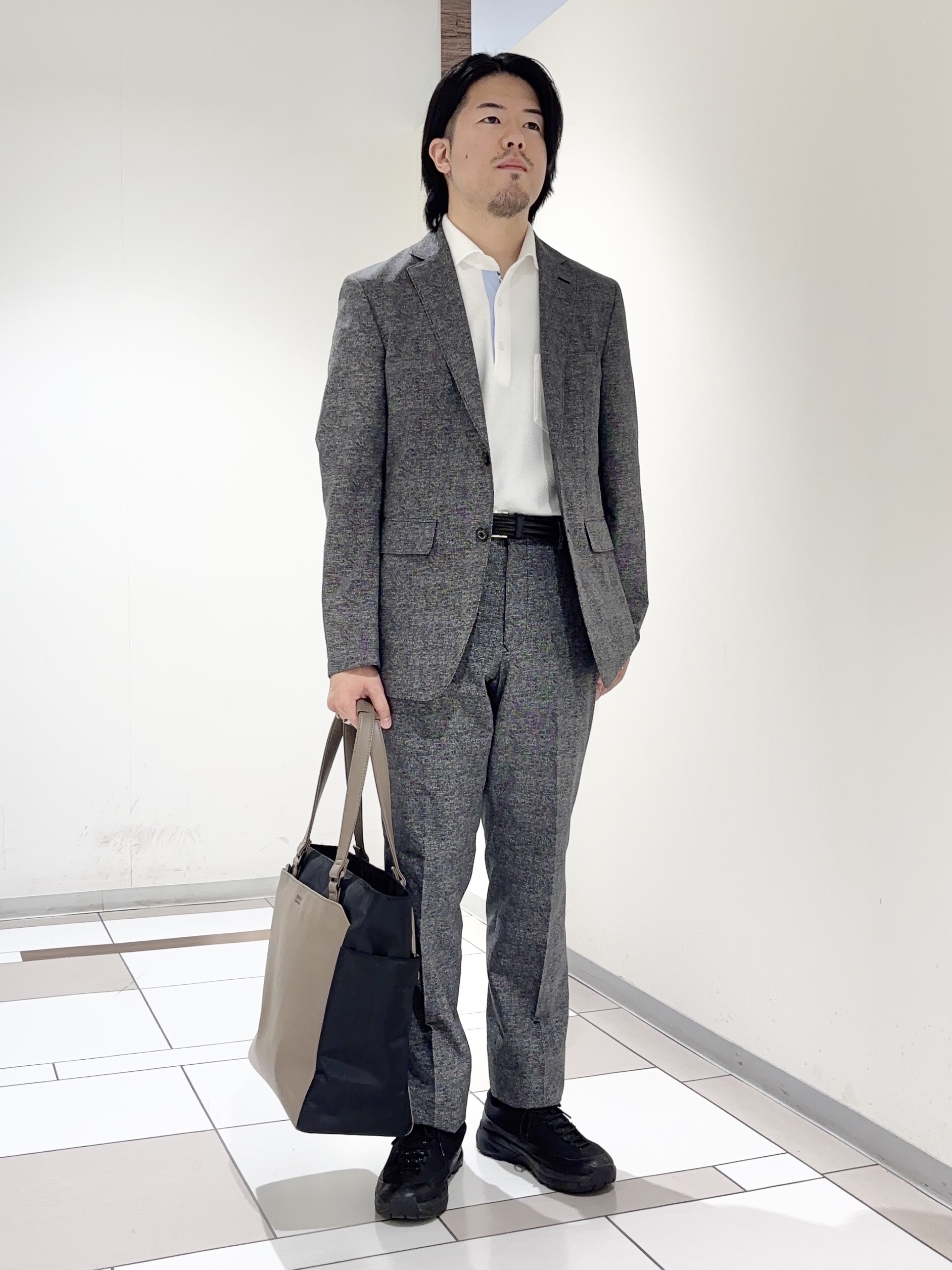 及川さんの「TAKEO KIKUCHI｜【抗菌防臭】COOL DOTS（R）ドビープリント ジャケット」を使ったコーディネート