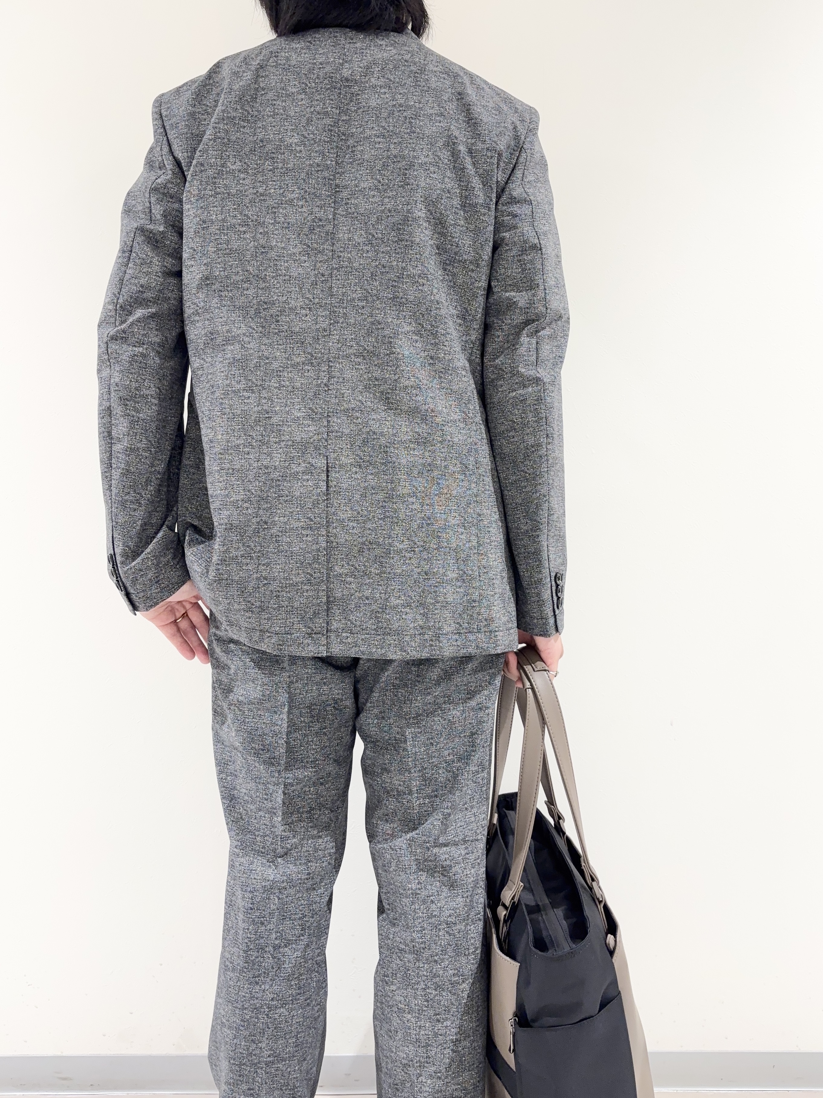 及川さんの「TAKEO KIKUCHI｜【抗菌防臭】COOL DOTS（R）ドビープリント ジャケット」を使ったコーディネート