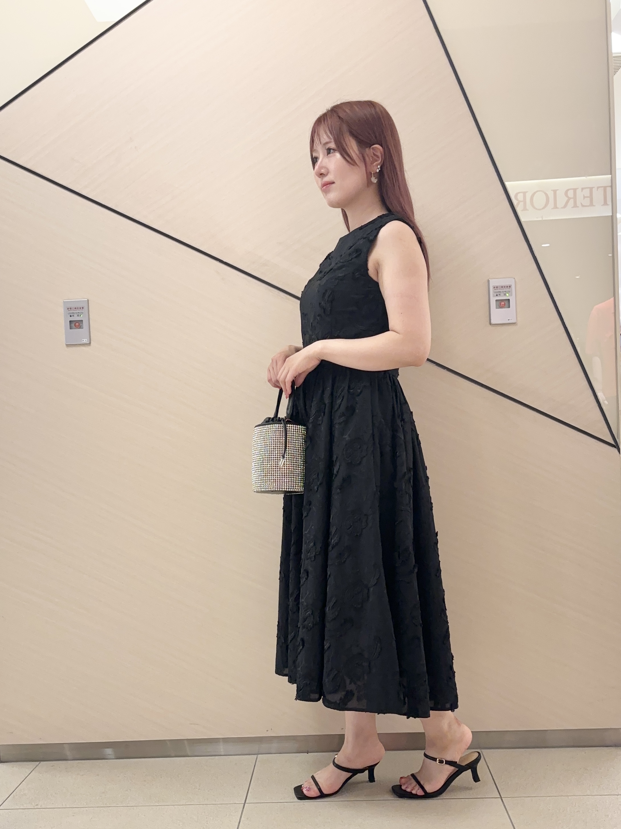 Rinaさんの「DRESSTERIOR｜【otonaMUSE5月号掲載】スキニーベルトサンダル」を使ったコーディネート