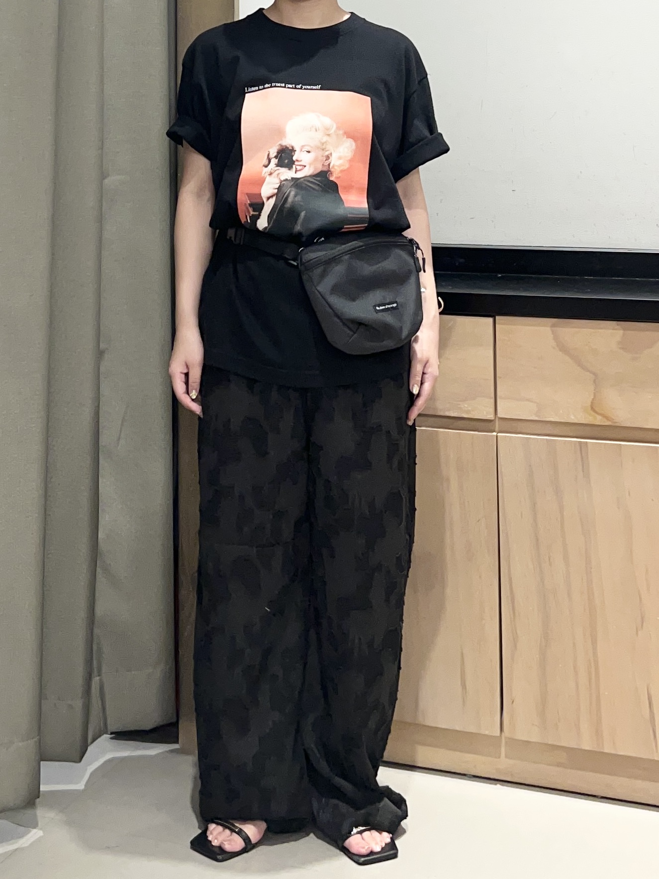 かのさんの「THE SHOP TK｜別注マリリン・モンロー / グラフィック半袖Tシャツ」を使ったコーディネート