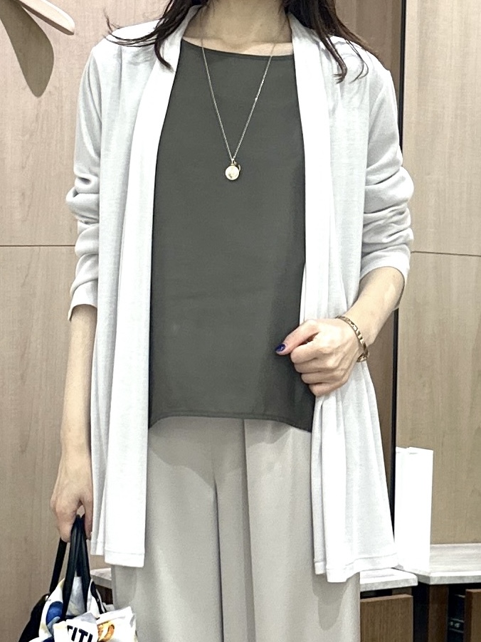 Miwaさんの「UNTITLED｜【接触冷感/UVカット/遮熱機能】フライスジャージカーディガン」を使ったコーディネート