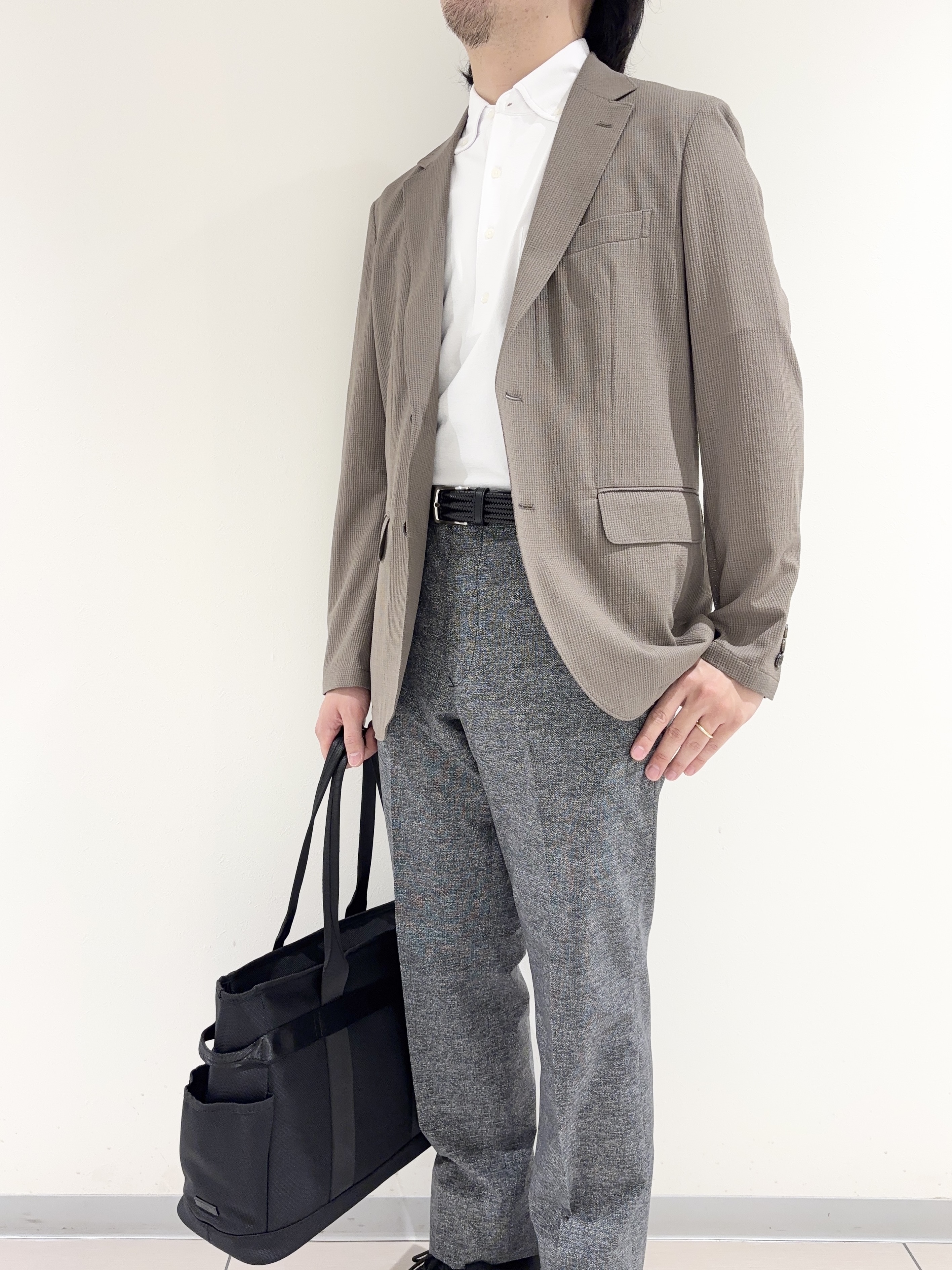 及川さんの「TAKEO KIKUCHI｜【Begin5月号掲載/通気性】トリコットサッカー ジャケット」を使ったコーディネート