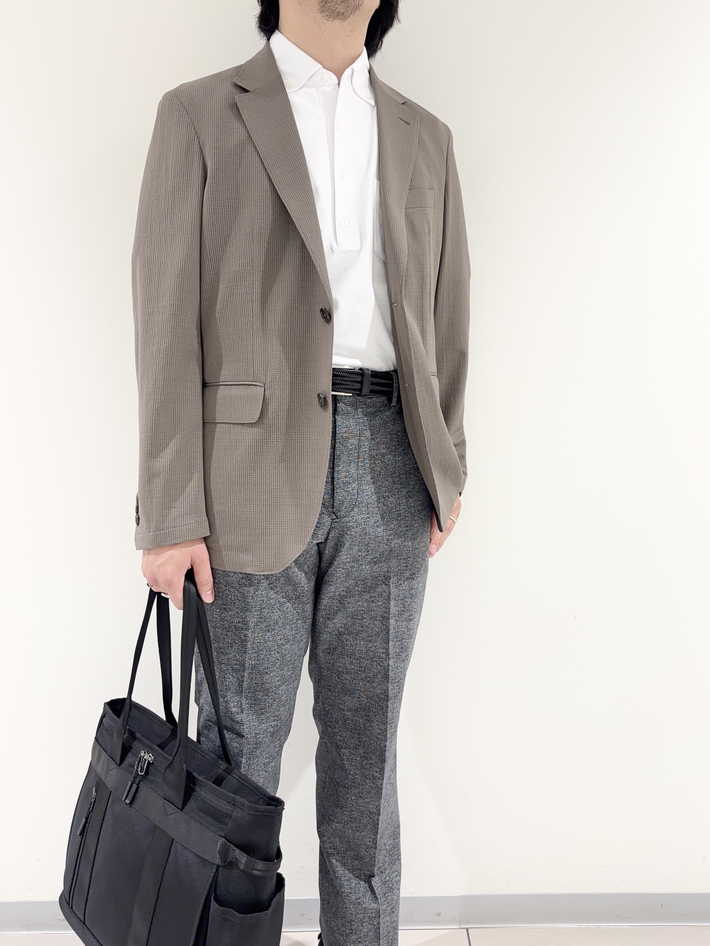 及川さんの「TAKEO KIKUCHI｜【Begin5月号掲載/通気性】トリコットサッカー ジャケット」を使ったコーディネート