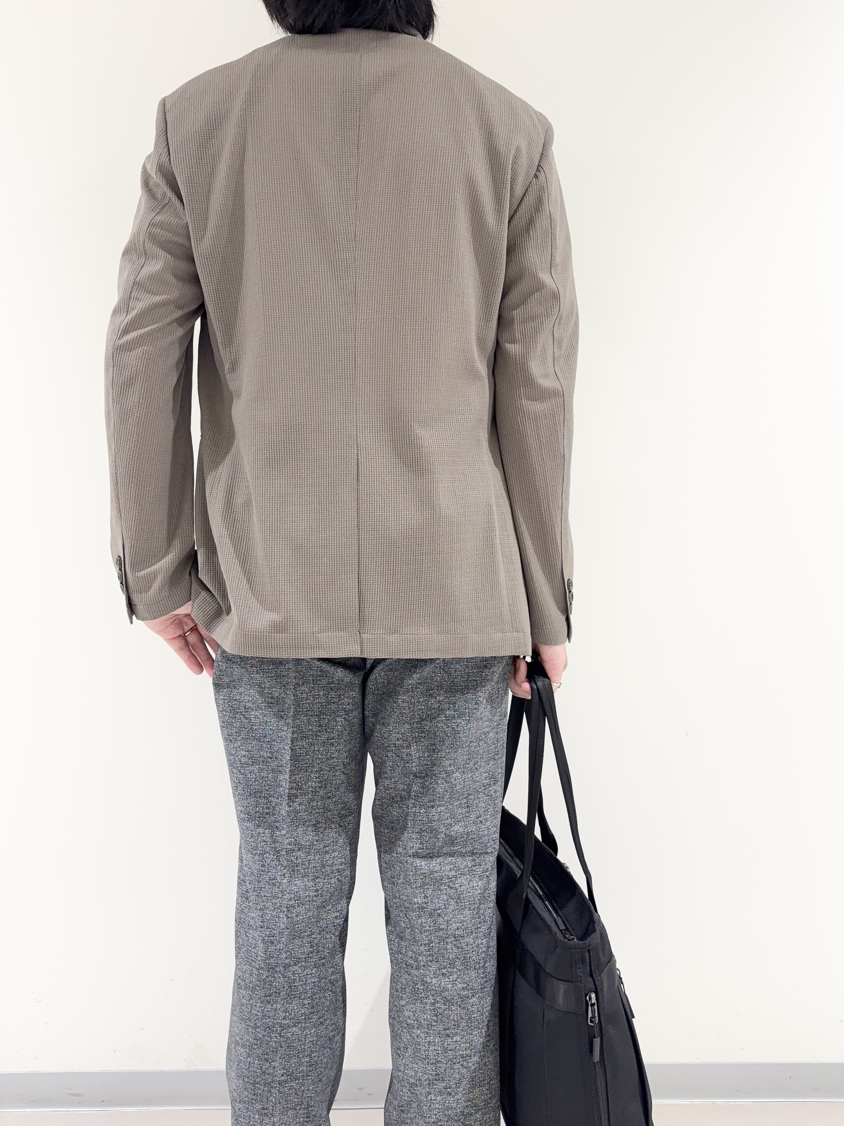 及川さんの「TAKEO KIKUCHI｜【Begin5月号掲載/通気性】トリコットサッカー ジャケット」を使ったコーディネート