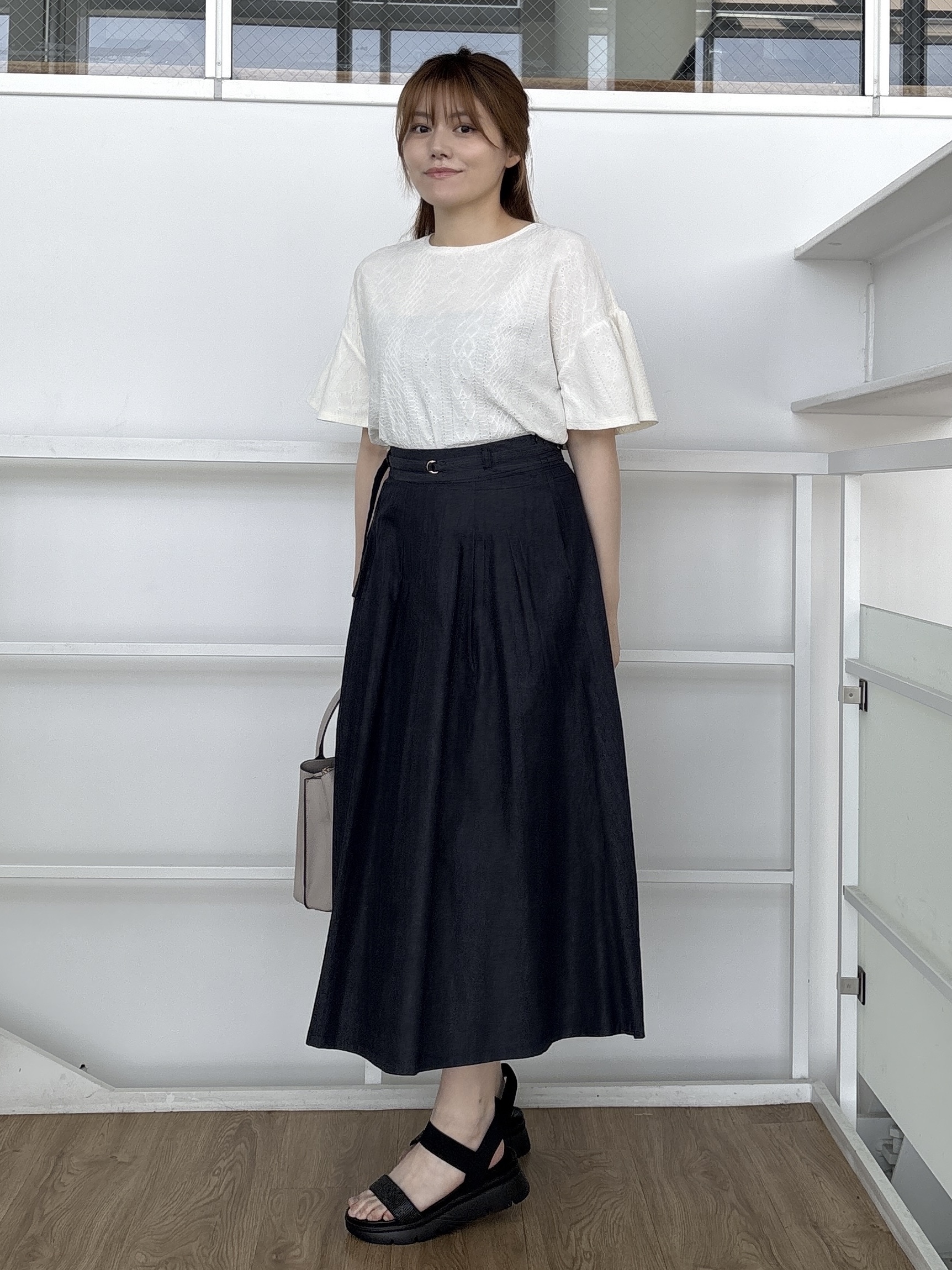 sayaさんの「grove｜アイレットレースカットソー」を使ったコーディネート