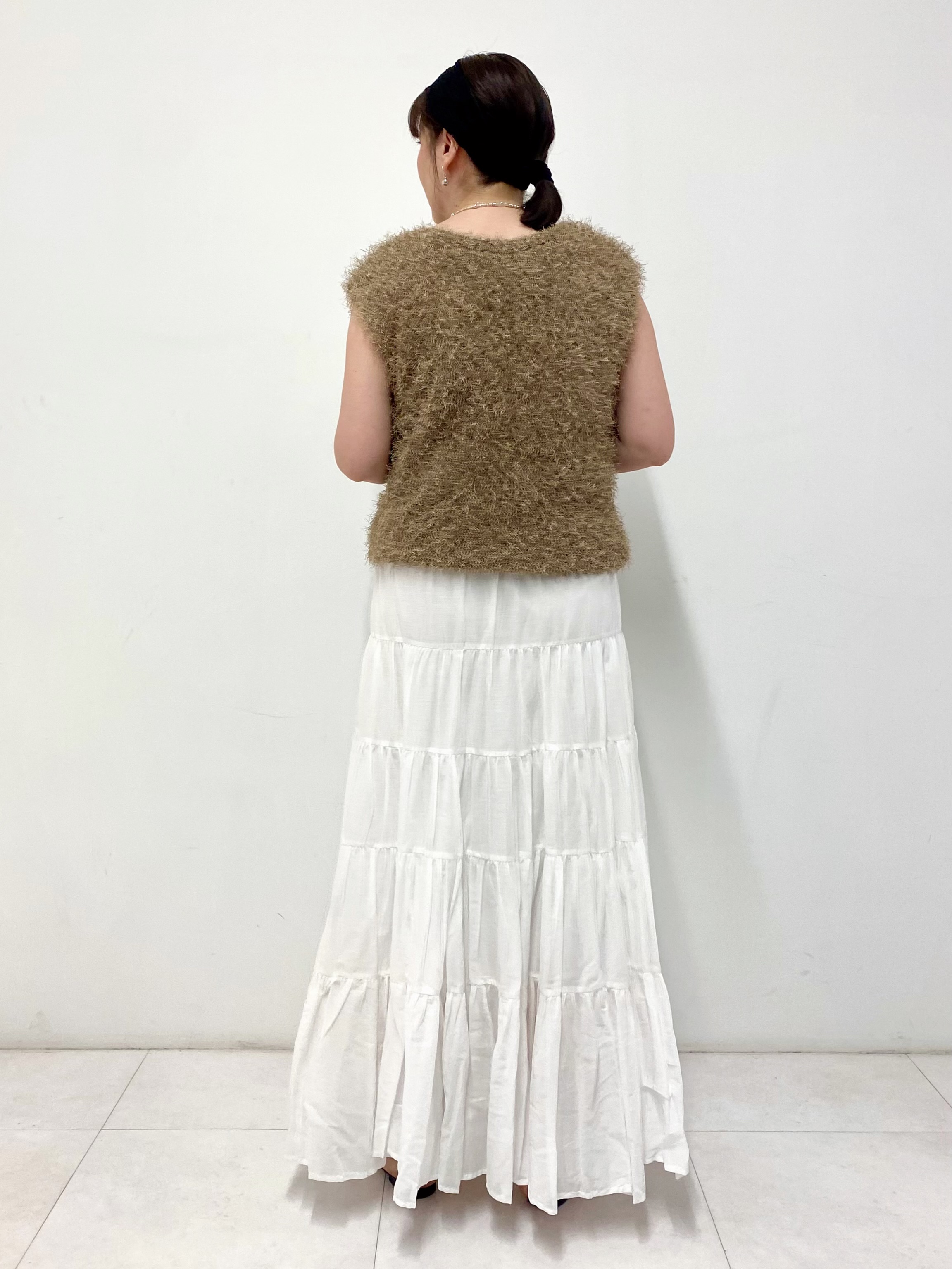 Sawaguchiさんの「DRESSTERIOR｜フェザーヤーン2WAYニットプルオーバー」を使ったコーディネート