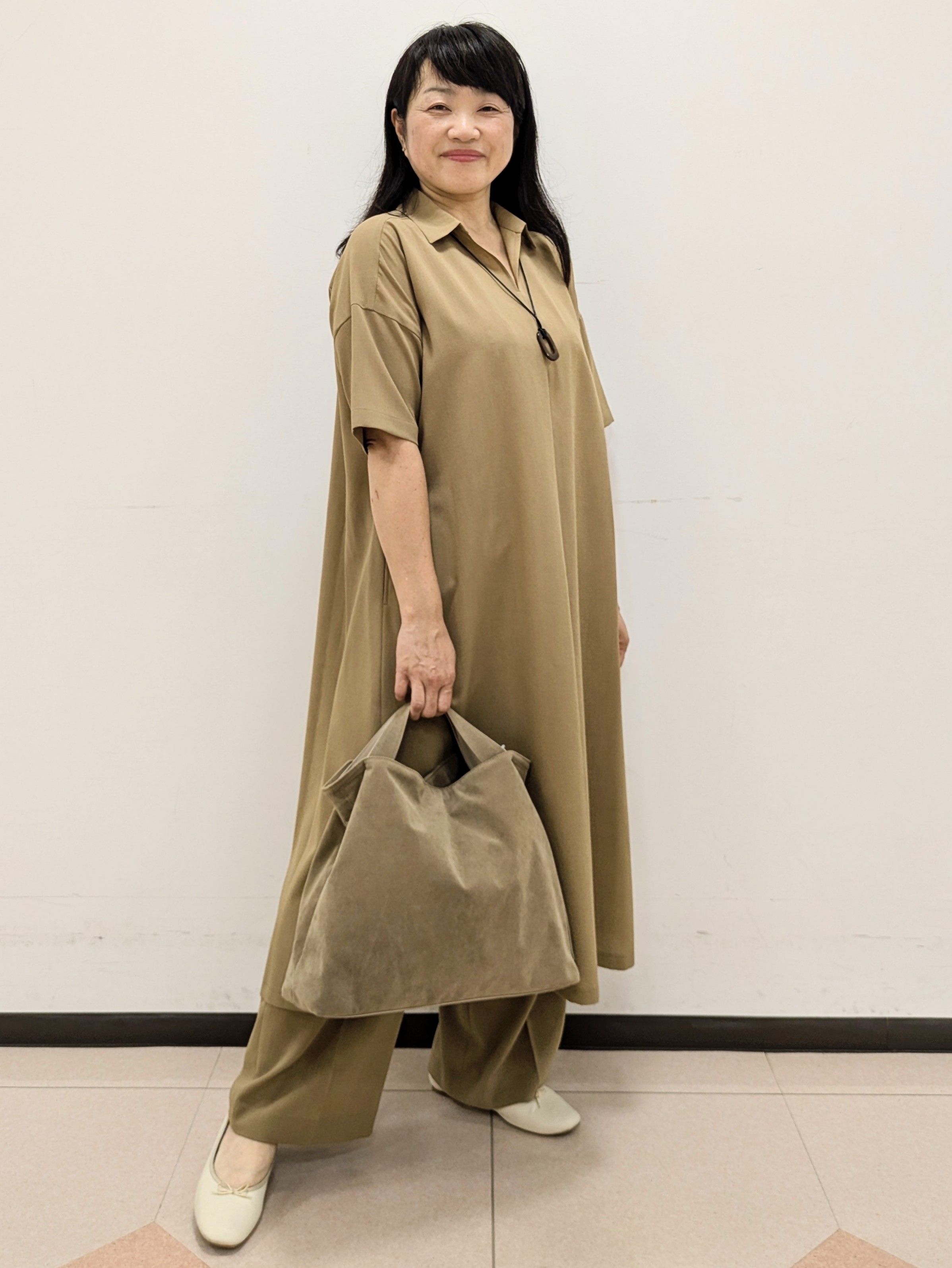 ともさんの「UNTITLED｜【UVカット/接触冷感/通気性】エアリークールワンピース」を使ったコーディネート