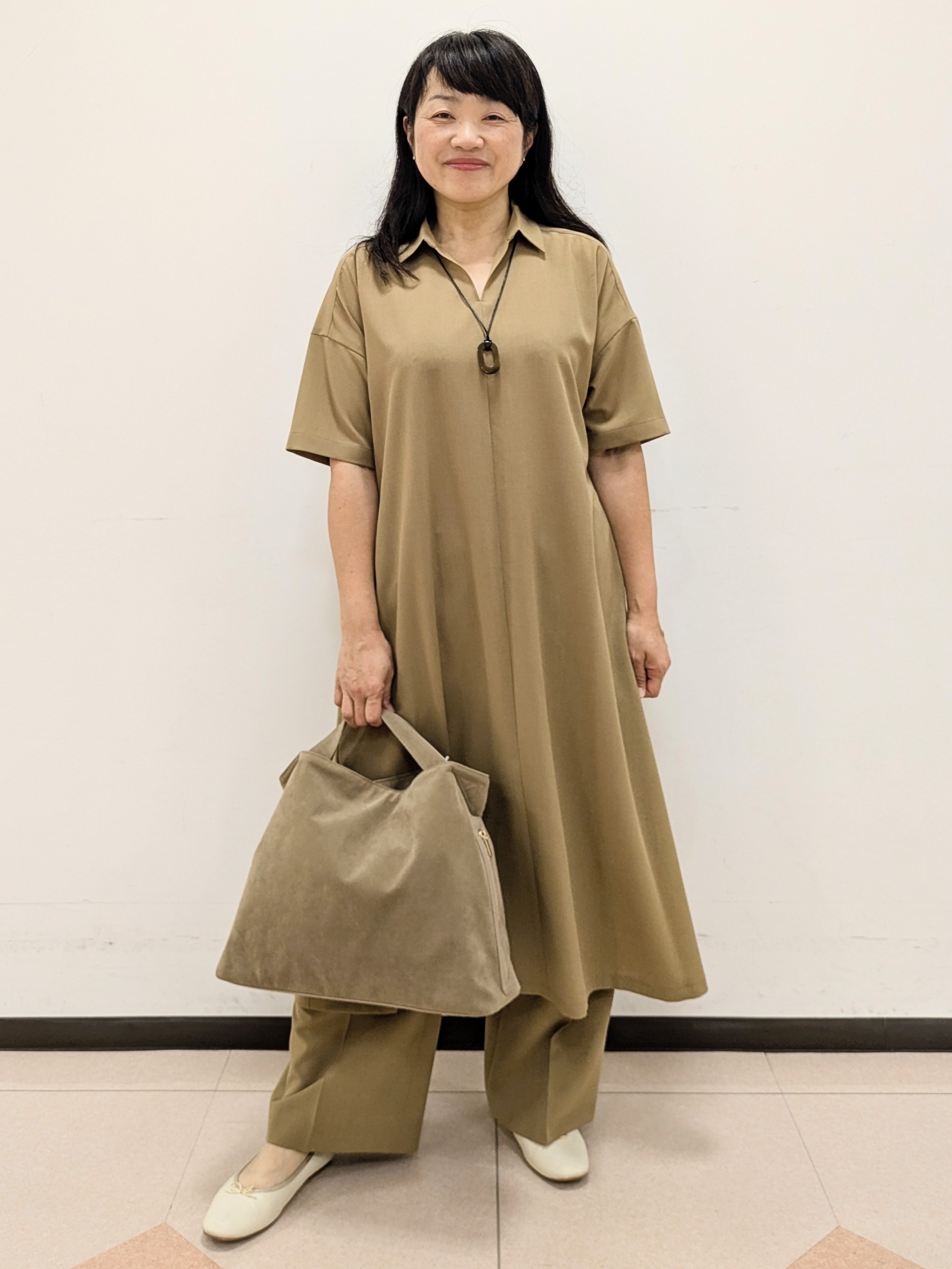 ともさんの「UNTITLED｜【UVカット/接触冷感/通気性】エアリークールワンピース」を使ったコーディネート