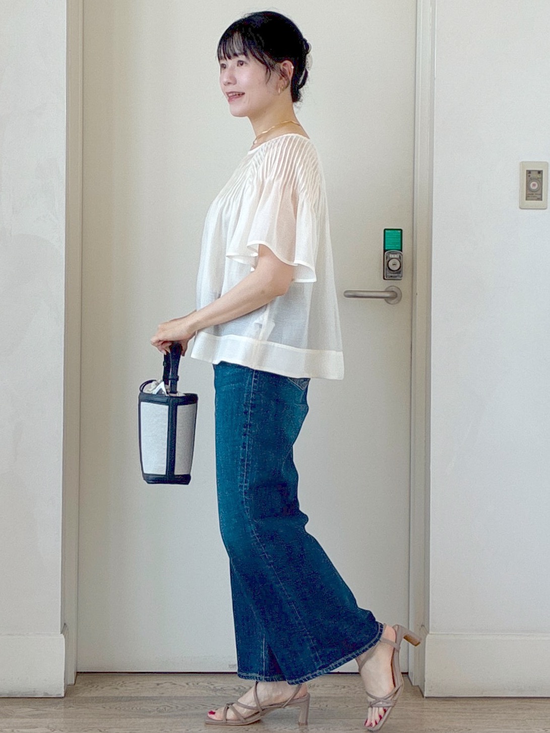  beni_gingerさんの「Reflect｜ピンタックデザインフレアスリーブブラウス」を使ったコーディネート