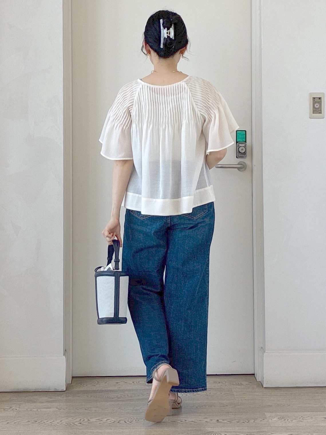  beni_gingerさんの「Reflect｜ピンタックデザインフレアスリーブブラウス」を使ったコーディネート