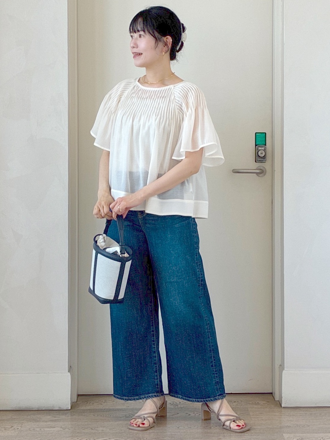  beni_gingerさんの「Reflect｜ピンタックデザインフレアスリーブブラウス」を使ったコーディネート